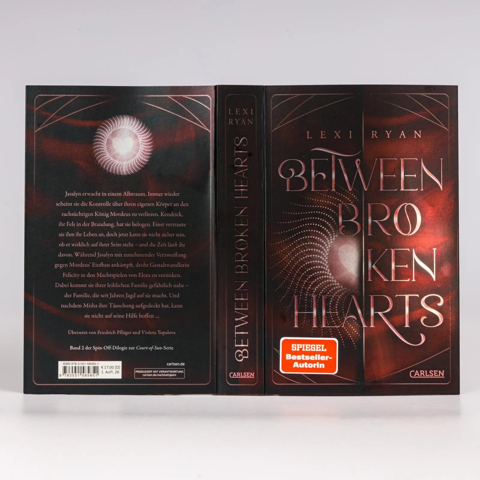 Abbildung von 'Beneath Cursed Stars 2: Between Broken Hearts'
