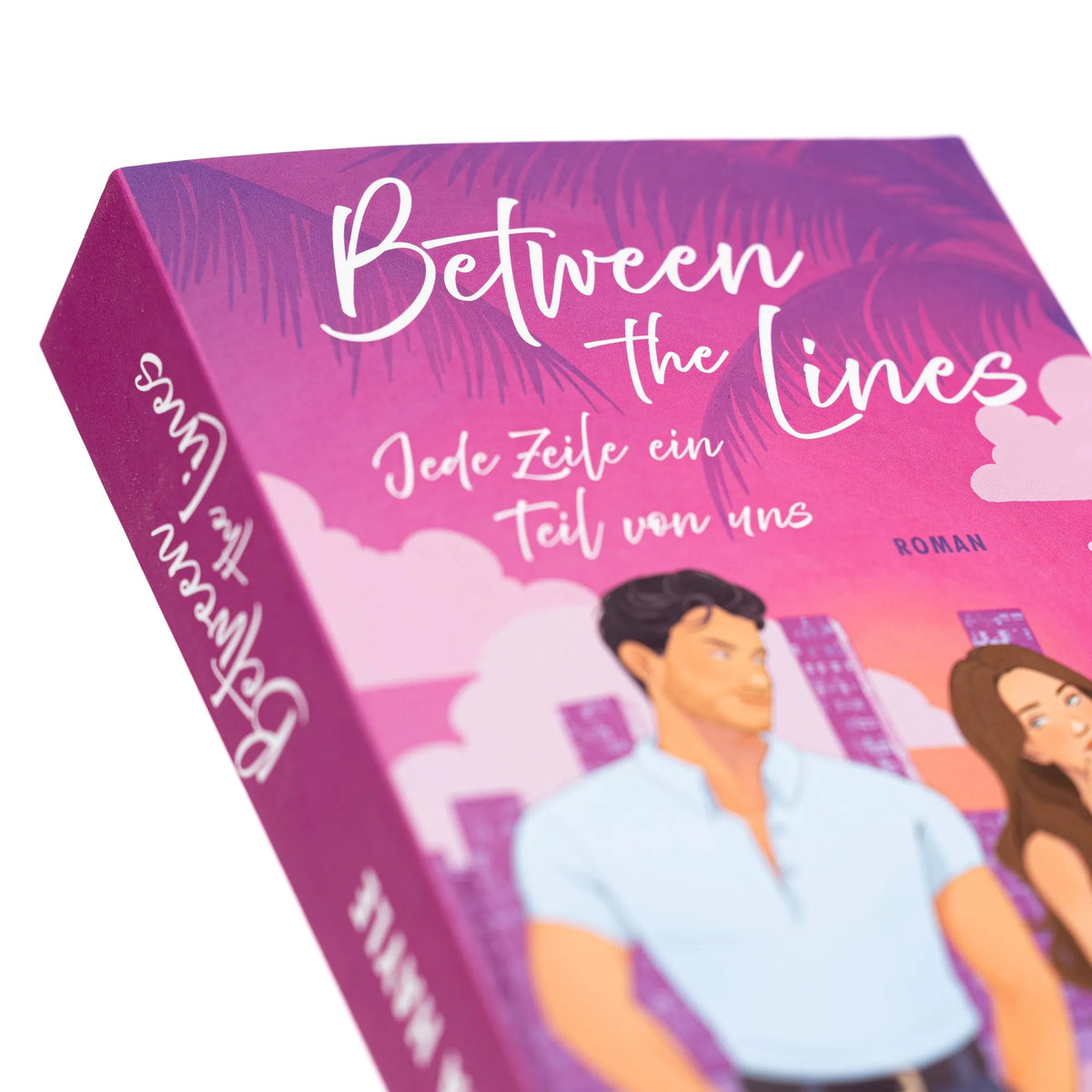 Detailansicht: Between the Lines (Paperback)
