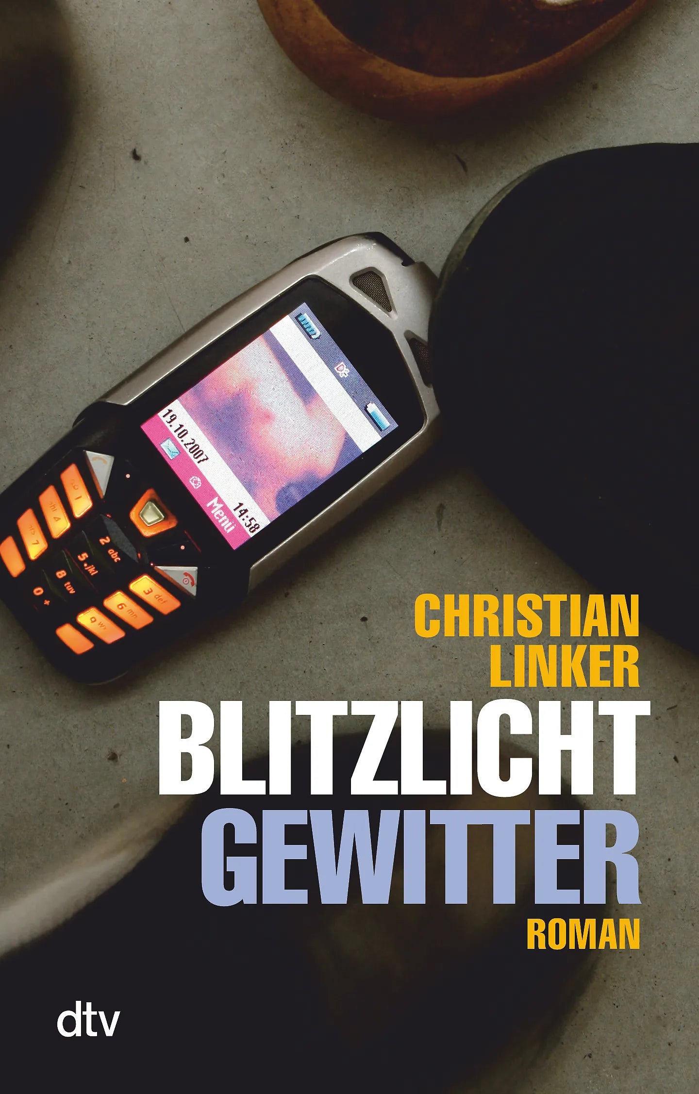 Buchcover von 'Blitzlichtgewitter' - Taschenbuch von Christian Linker