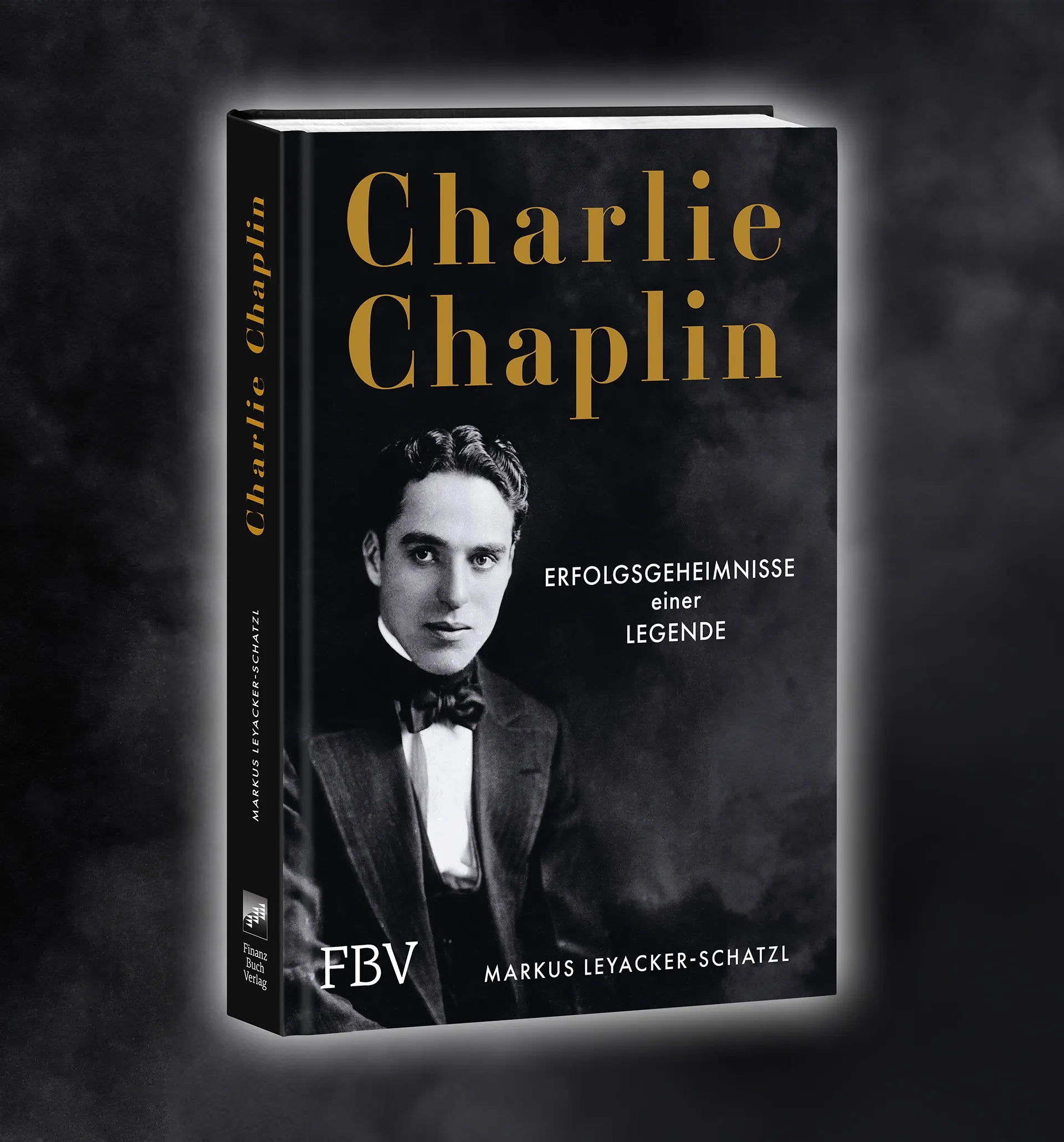 Innenansicht von 'Charlie Chaplin' - Gebundene Ausgabe