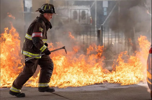 Filmszene 4 aus Chicago Fire: Staffel 14 – Blu-ray. Regie: Reza Tabrizi