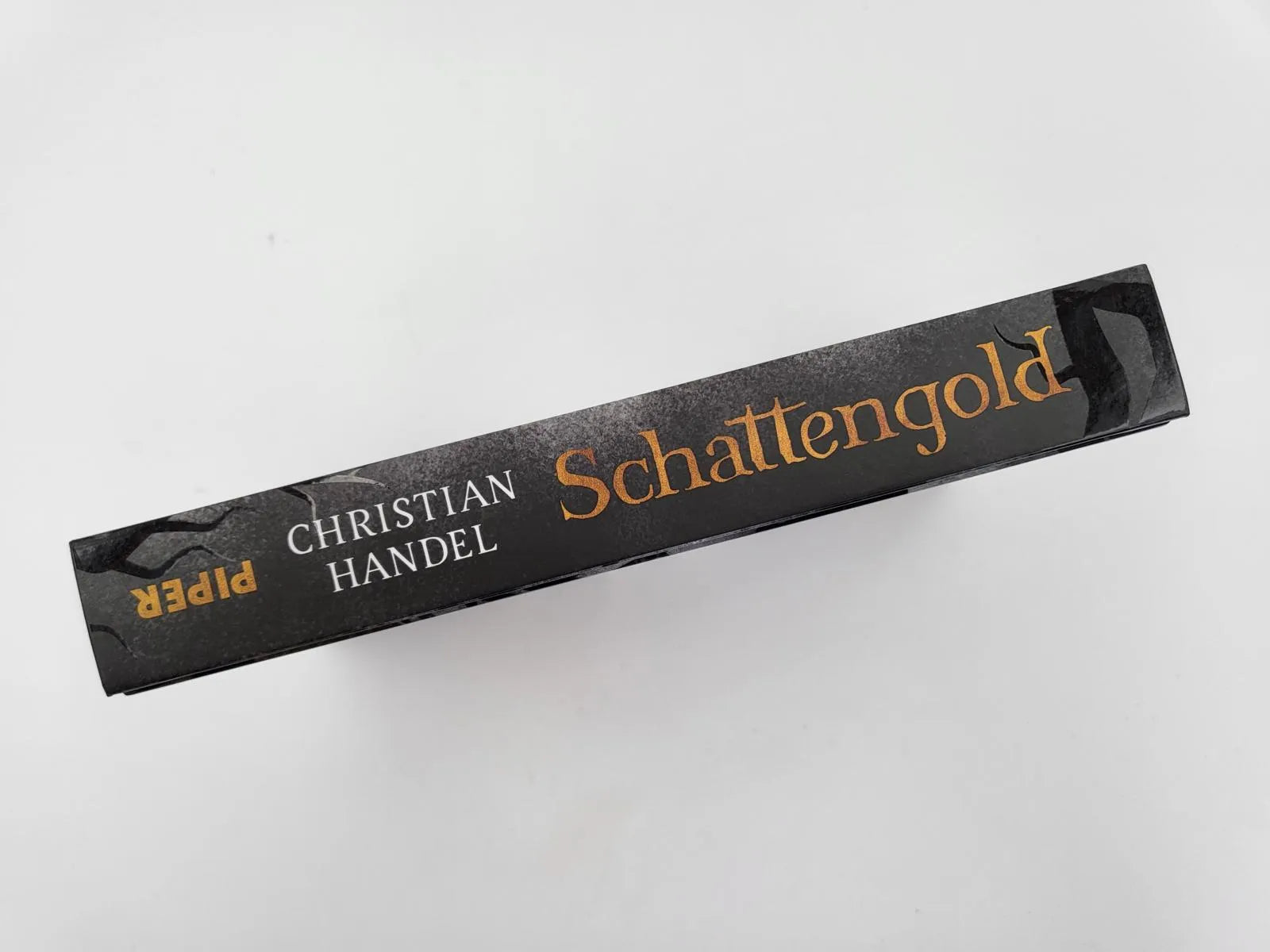 Produktansicht: Schattengold – Ach, wie gut, dass niemand weiß ... (Gebundene Ausgabe)