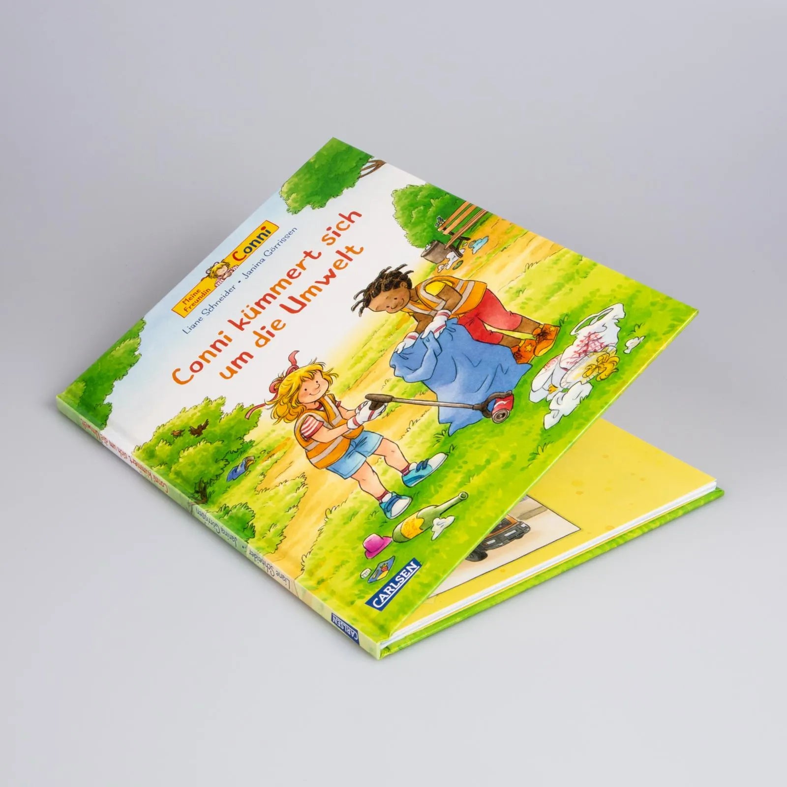 Produktansicht: Conni-Bilderbücher: Conni kümmert sich um die Umwelt (Gebundene Ausgabe)