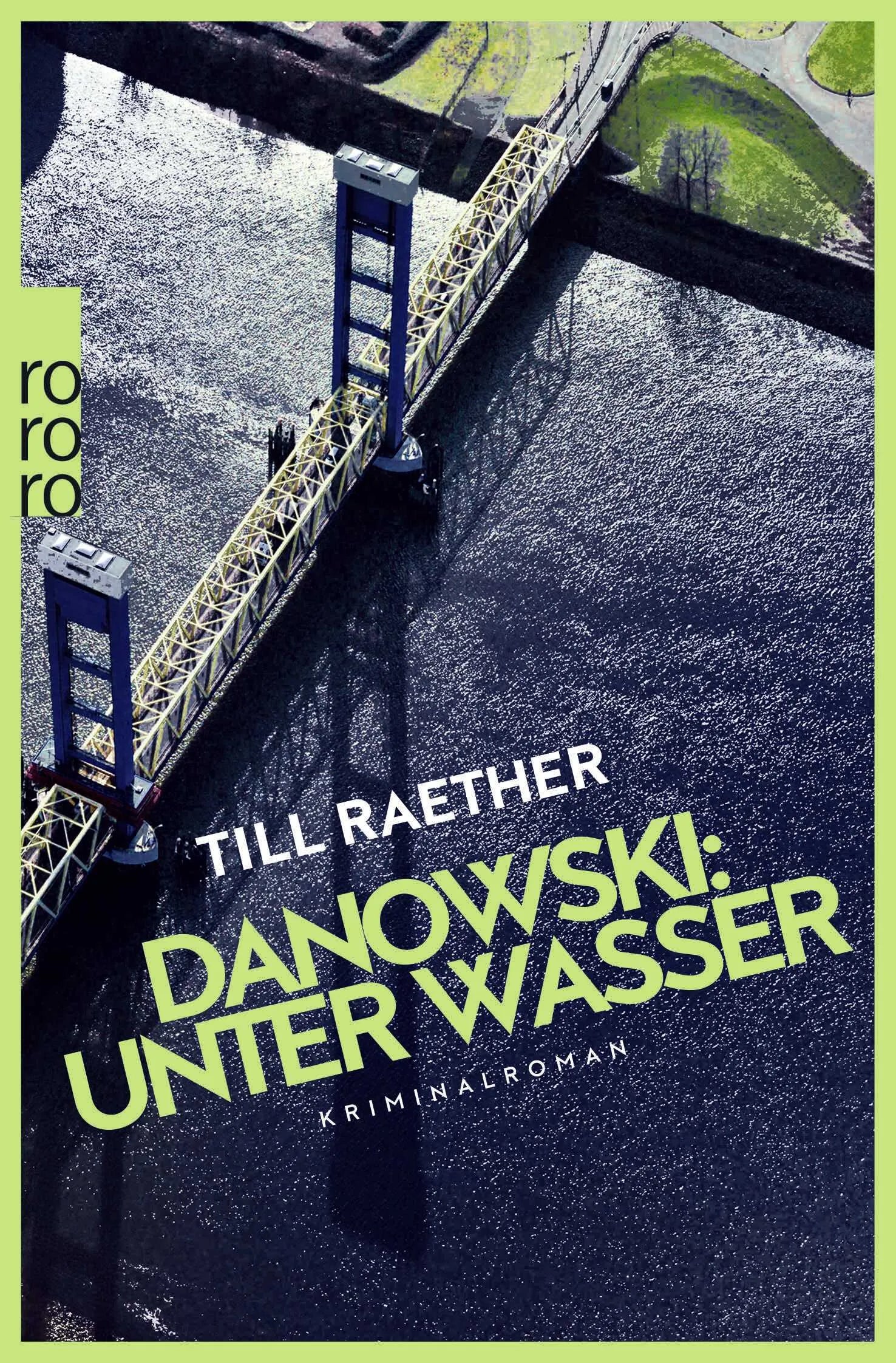 Buchcover von 'Danowski: Unter Wasser' - Taschenbuch von Till Raether