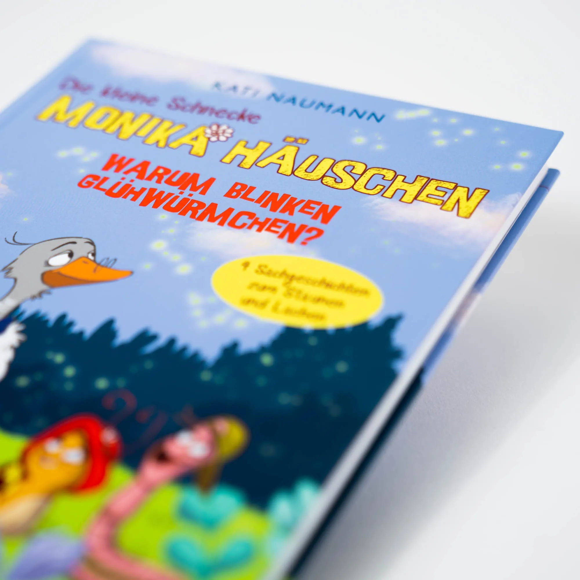 Abbildung von 'Die kleine Schnecke Monika Häuschen 3: Warum blinken Glühwürmchen?'