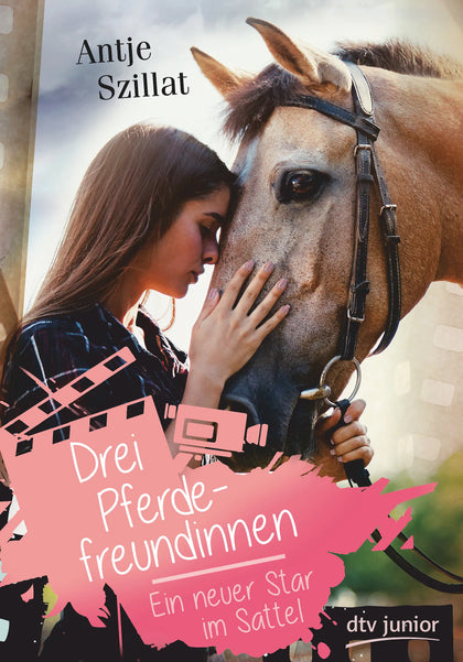 Buchcover von 'Drei Pferdefreundinnen – Ein neuer Star im Sattel' - Gebundene Ausgabe von Antje Szillat