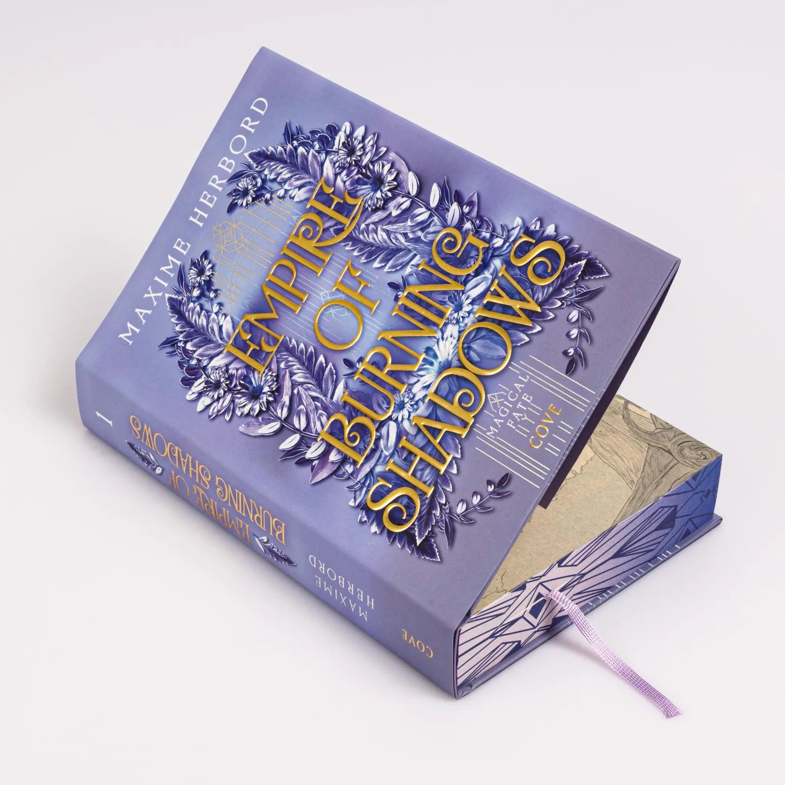 Detailansicht: Empire of Burning Shadows (Hardcover)