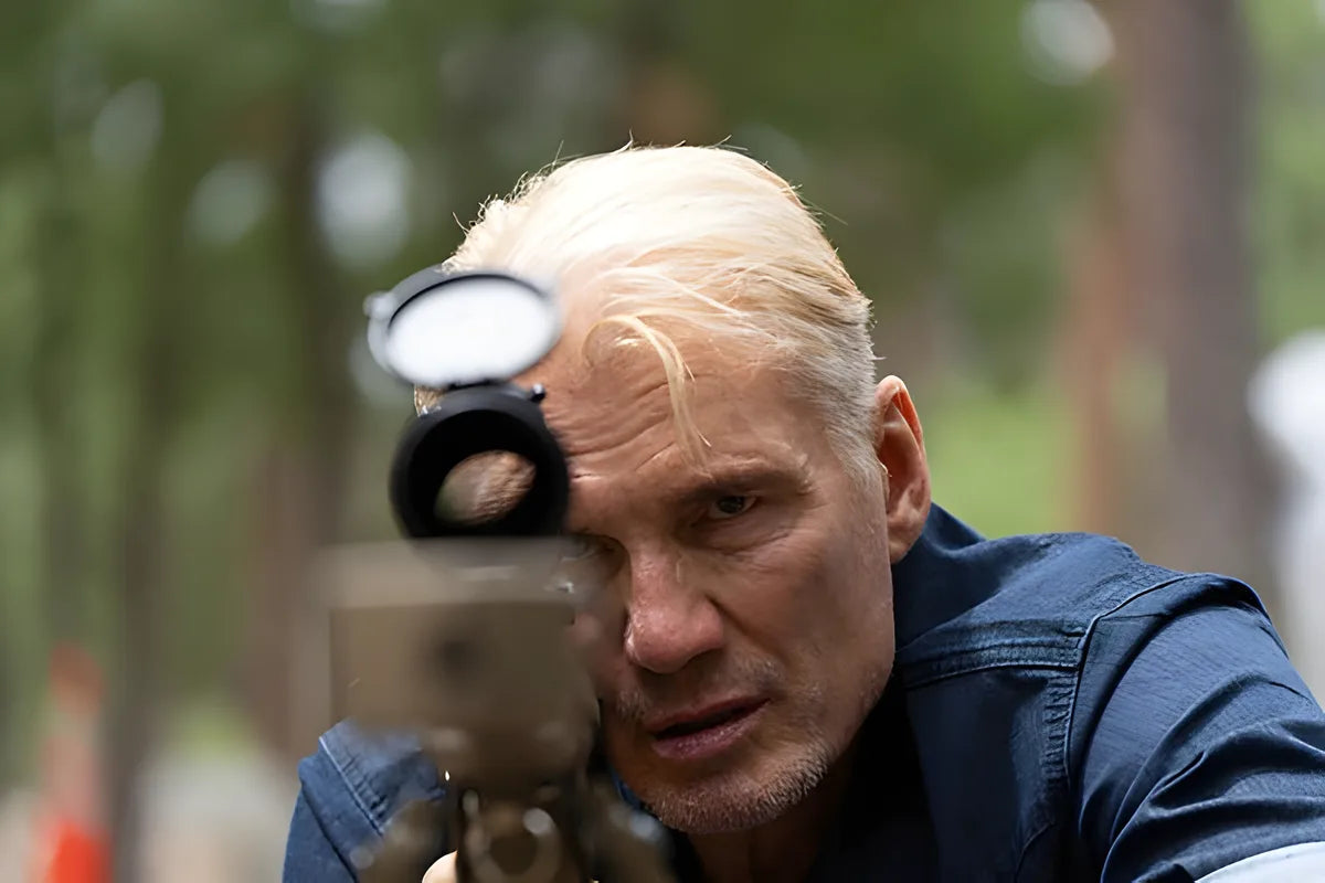 Filmszene 3 aus Exit Protocol - Killer vs. Killer – Blu-ray. Regie: Shane Dax Taylor