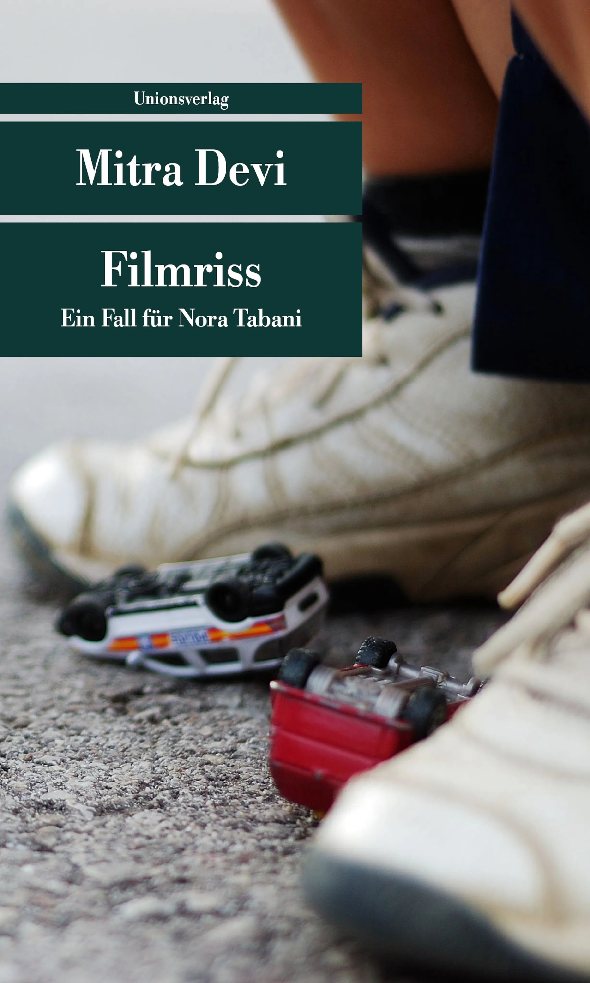 Buchcover von 'Filmriss' - Taschenbuch von Mitra Devi