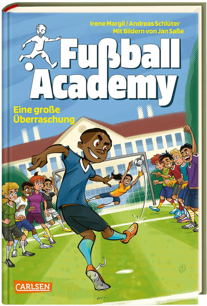 Buchcover von 'Fußball Academy 3: Eine große Überraschung' - Gebundene Ausgabe von Irene Margil