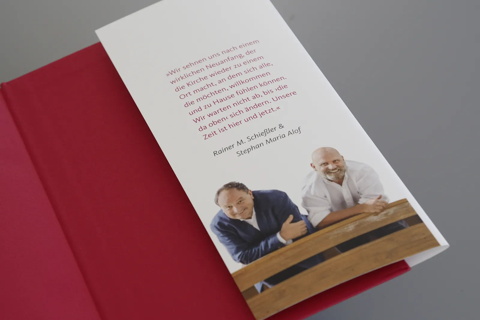 Abbildung von 'Seid ihr noch zu retten?!'