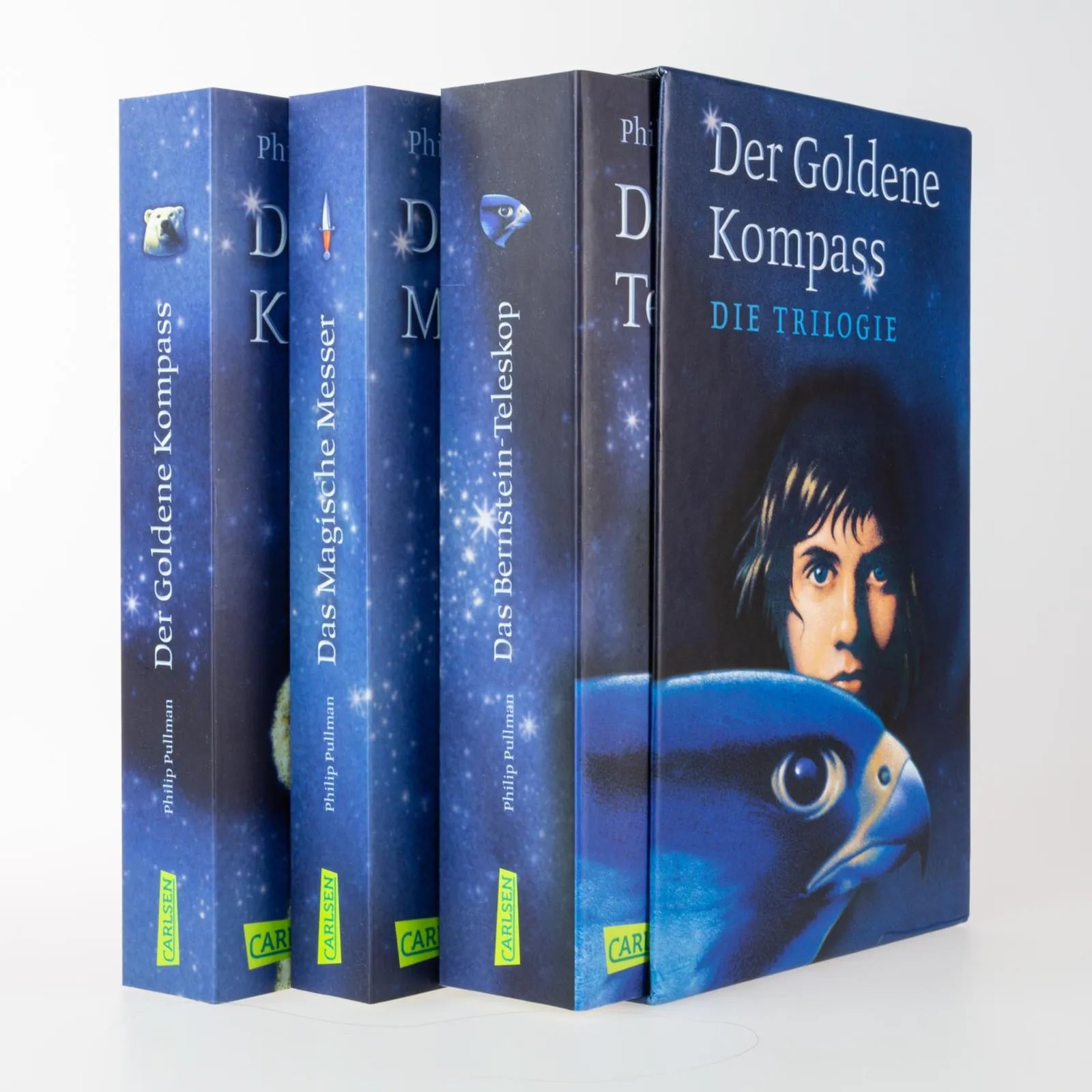 Detailansicht: His Dark Materials: Der Goldene Kompass, Das Magische Messer und Das Bernstein-Teleskop im Schuber (Taschenbuch)