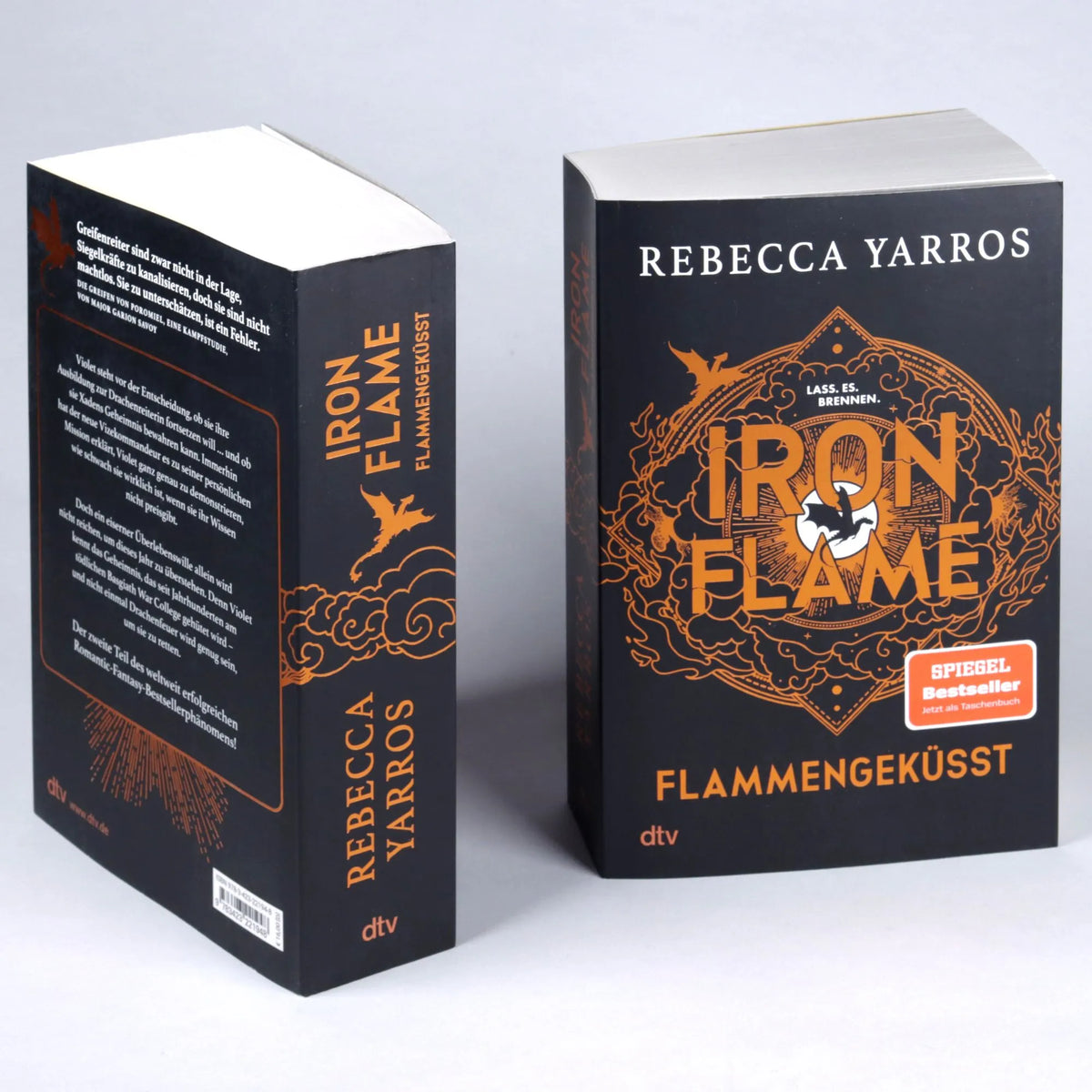 Detailansicht: Iron Flame – Flammengeküsst (Taschenbuch)