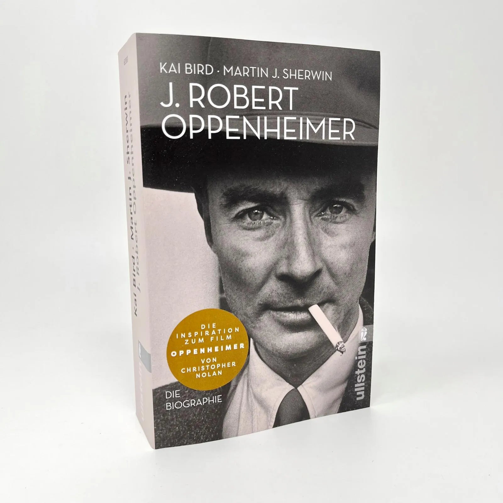 Abbildung von 'J. Robert Oppenheimer'