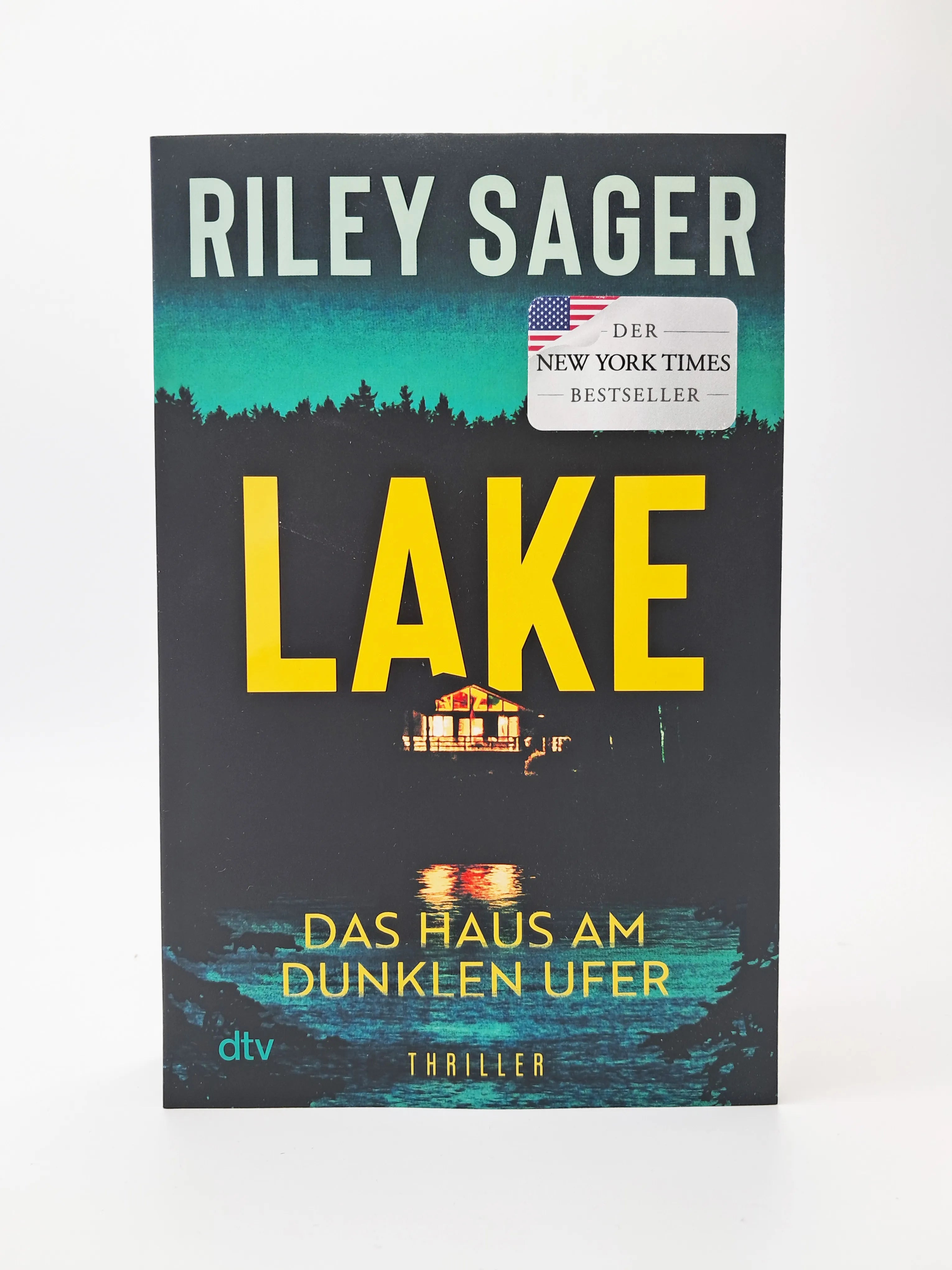 Produktansicht: LAKE – Das Haus am dunklen Ufer (Taschenbuch)