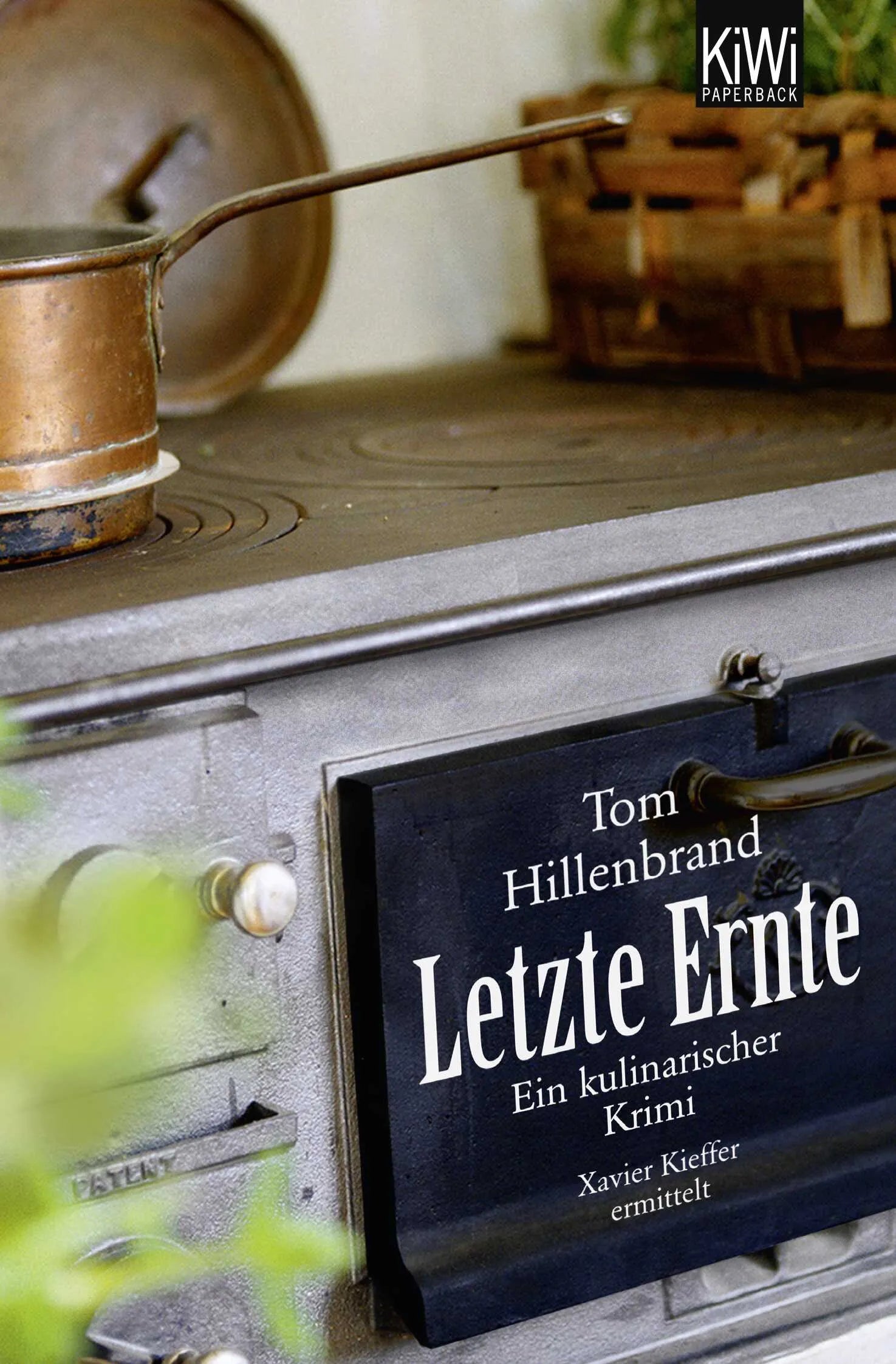 Buchcover von 'Letzte Ernte' - Taschenbuch von Tom Hillenbrand