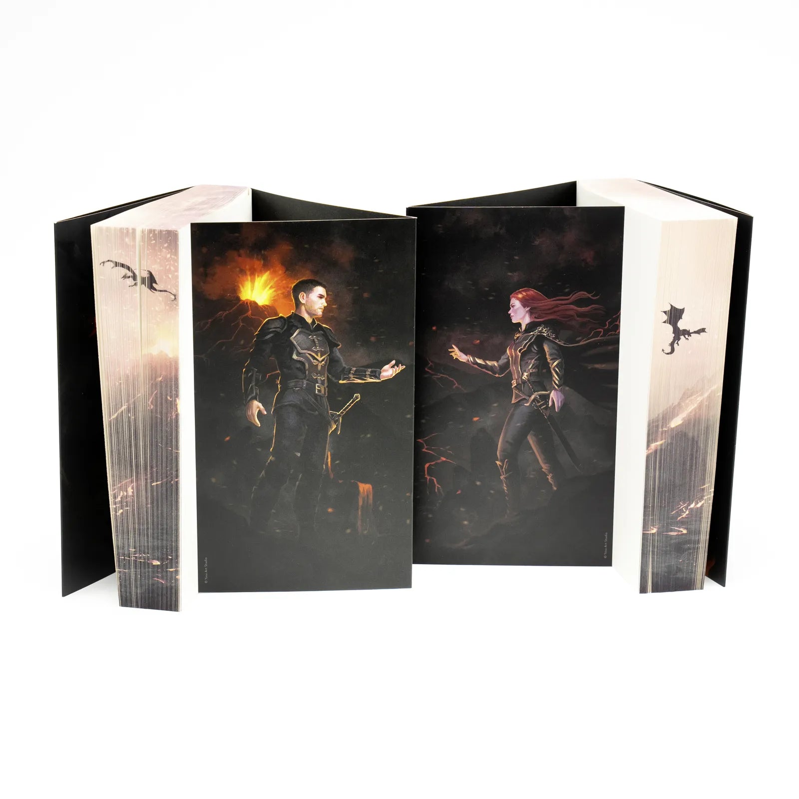 Produktansicht: Ashen Throne (Paperback)
