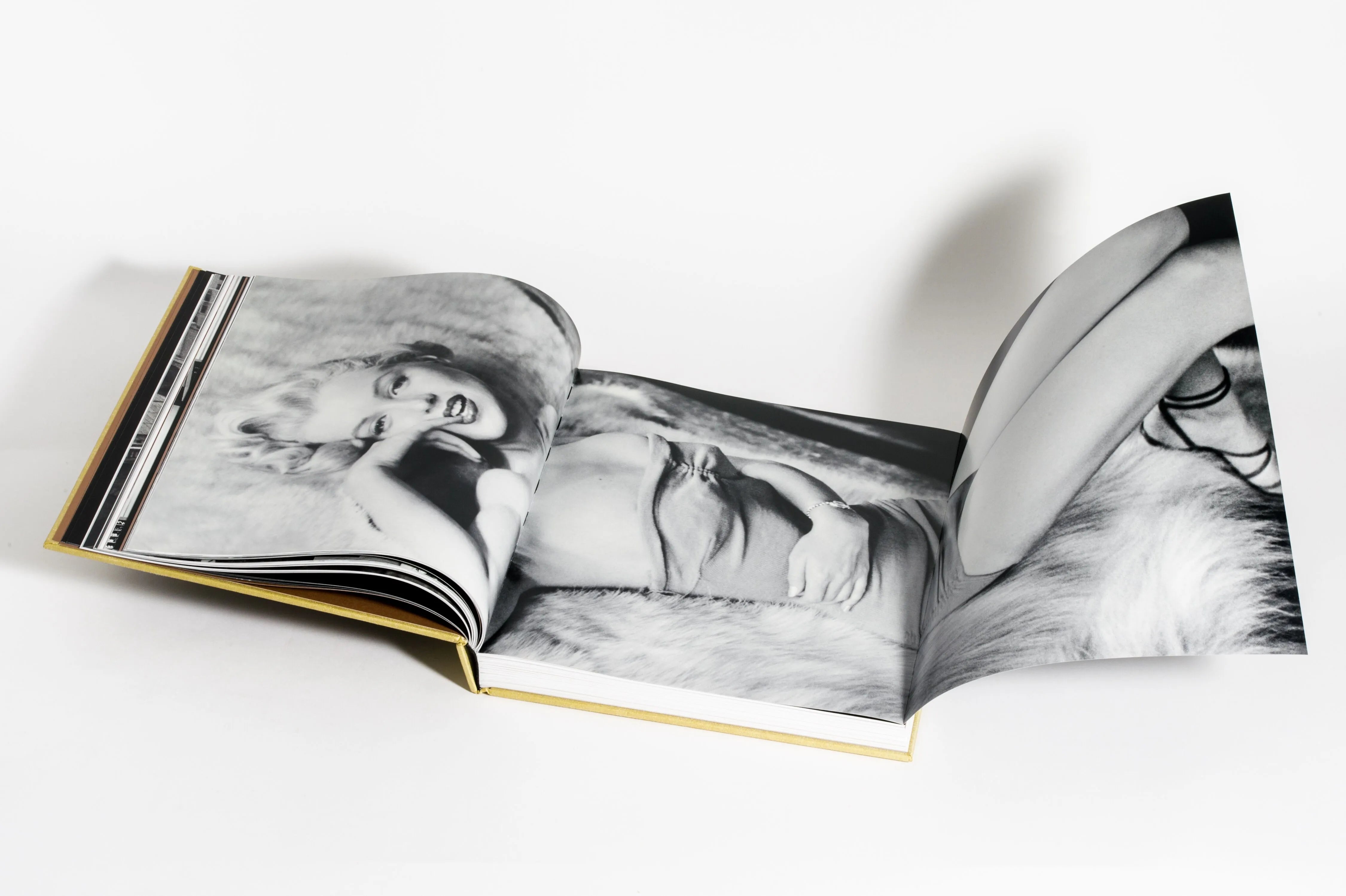 Detailansicht: Marilyn Monroe 100. Der offizielle Band. (Hardcover)