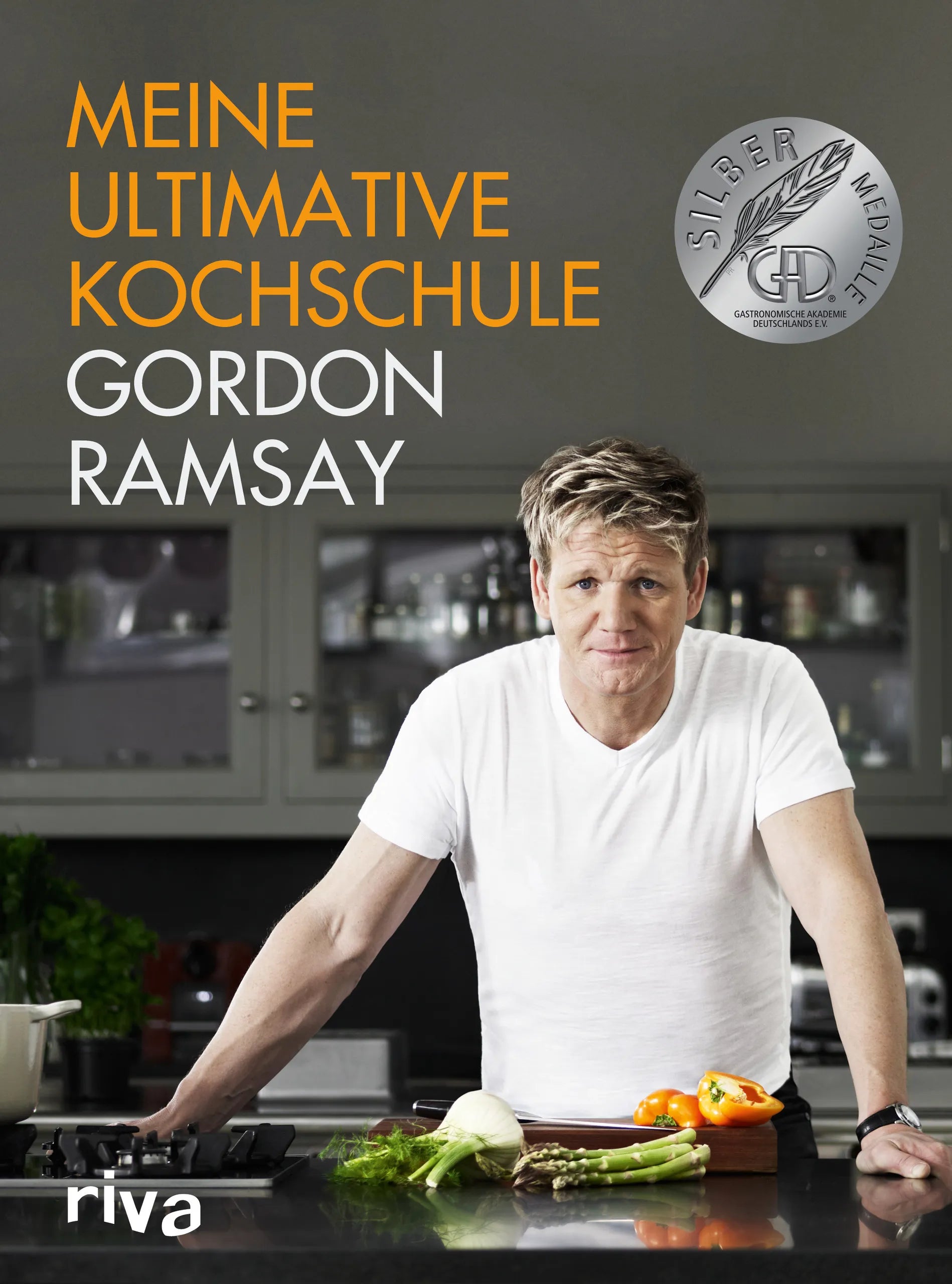 Buchcover von 'Meine ultimative Kochschule' - Gebundene Ausgabe von Gordon Ramsay