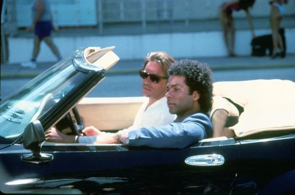 Miami Vice Die komplette Serie Blu-ray - Szene: Cabriofahrt