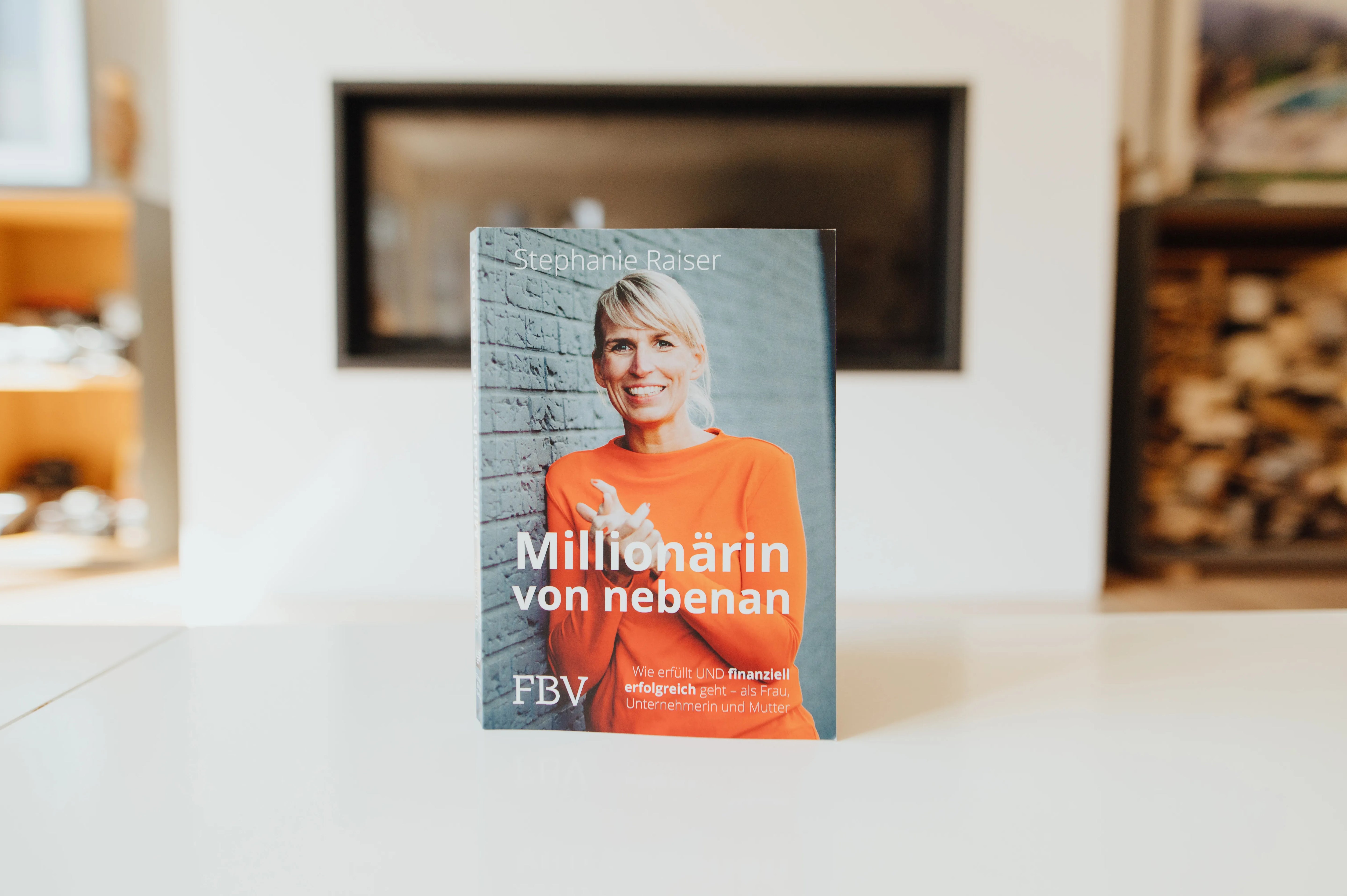 Innenansicht von 'Millionärin von nebenan' - Taschenbuch