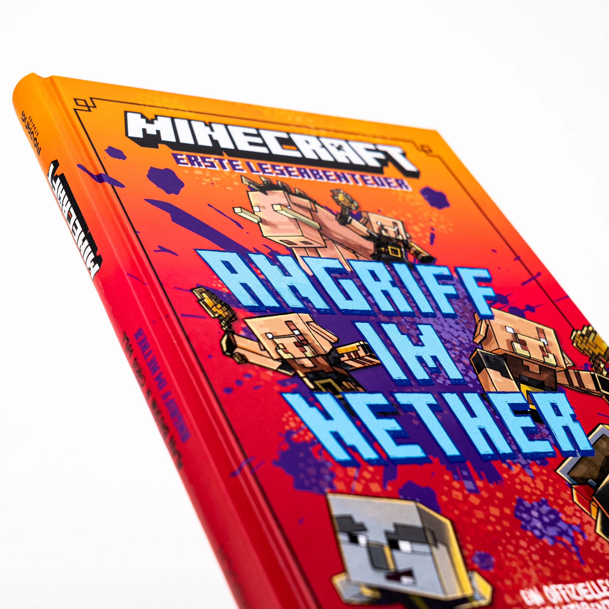 Produktansicht: Minecraft Erste Leseabenteuer. Angriff im Nether (Gebundene Ausgabe)