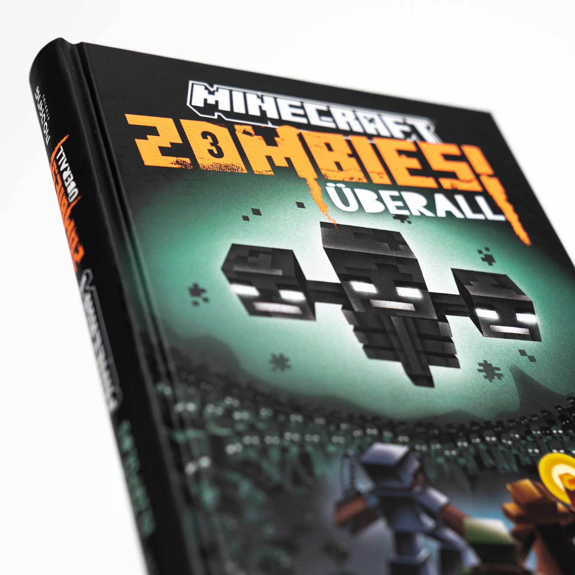 Produktansicht: Minecraft. Zombies überall! (Gebundene Ausgabe)