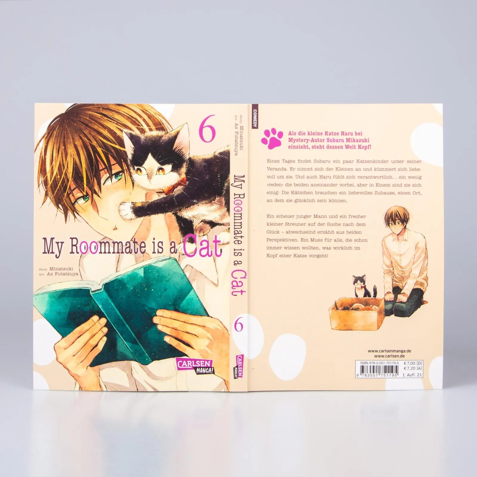 Produktansicht: My Roommate is a Cat 6 (Taschenbuch)