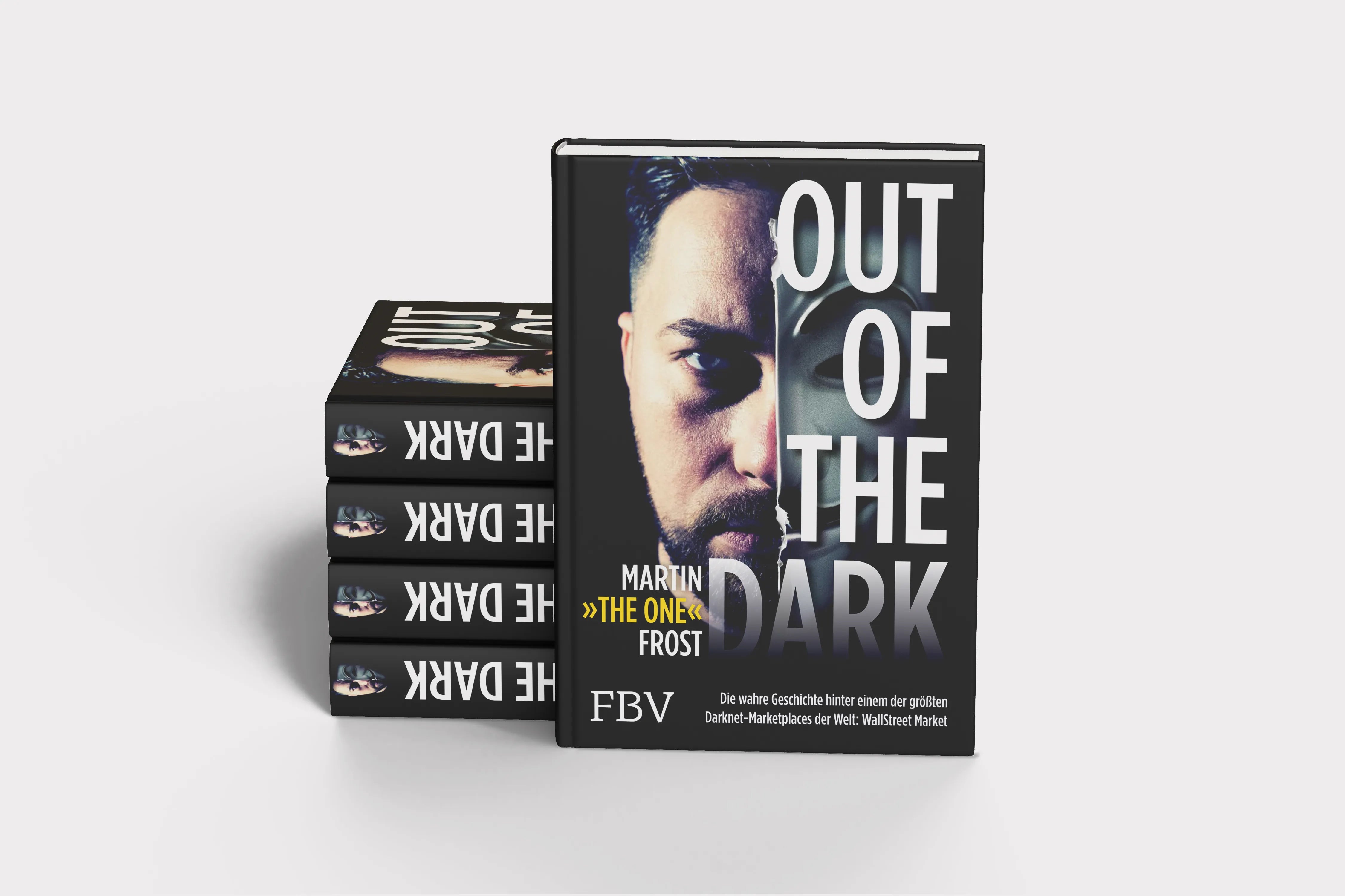 Innenansicht von 'Out of the Dark' - Gebundene Ausgabe