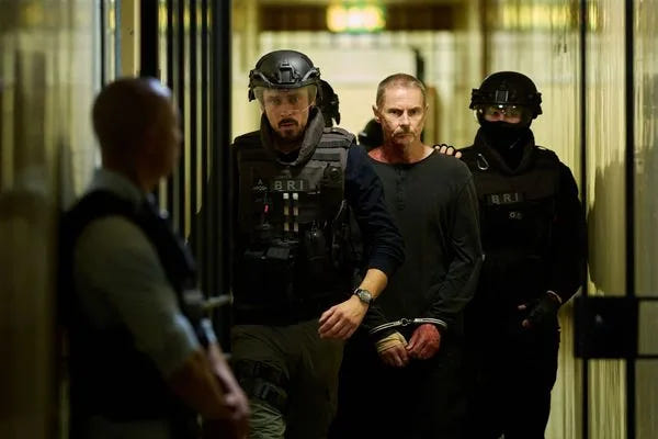 Filmszene 2 aus Paris Has Fallen - Die komplette 1. Staffel – Blu-ray. Regie: Hans Herbots