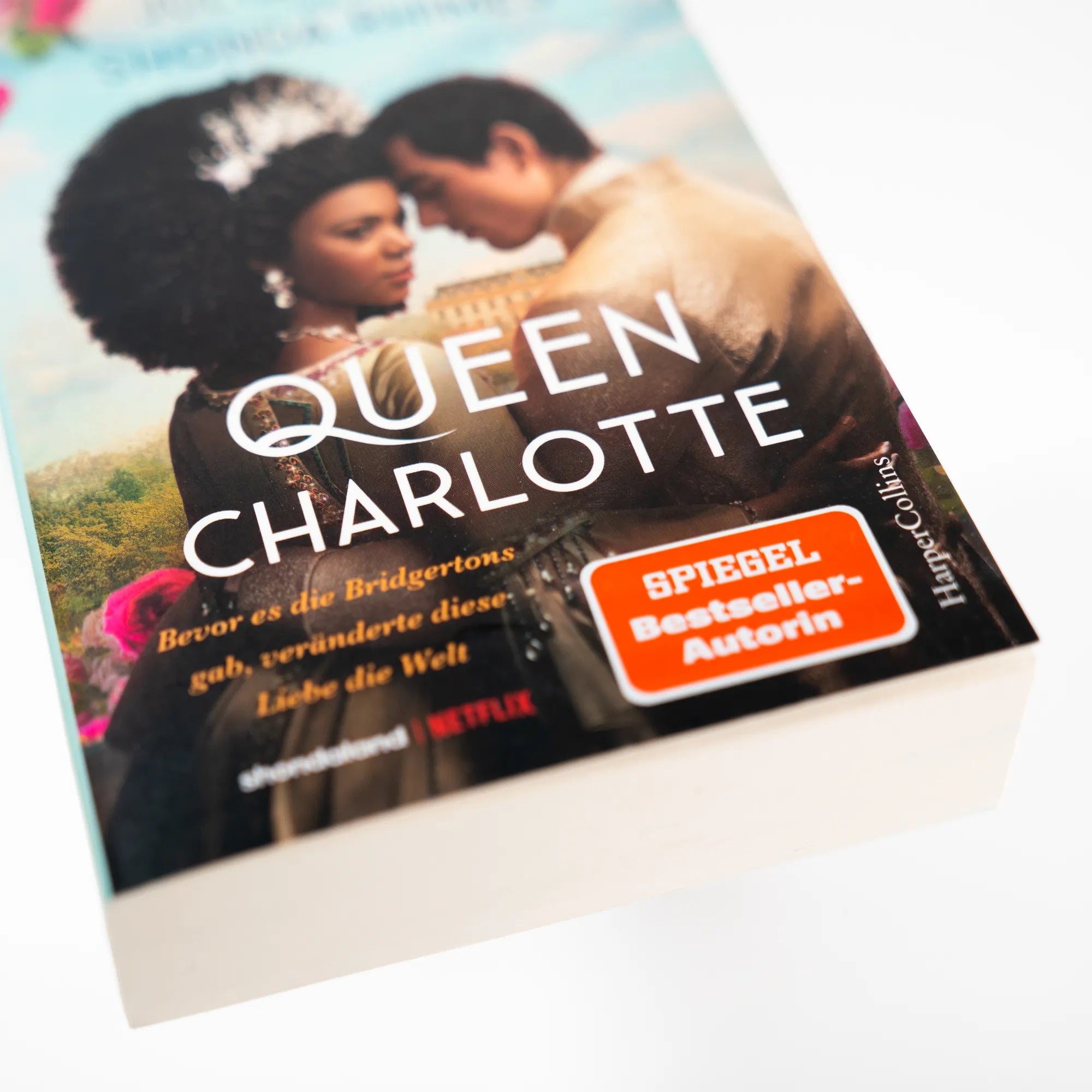 Abbildung von 'Queen Charlotte – Bevor es die Bridgertons gab, veränderte diese Liebe die Welt'