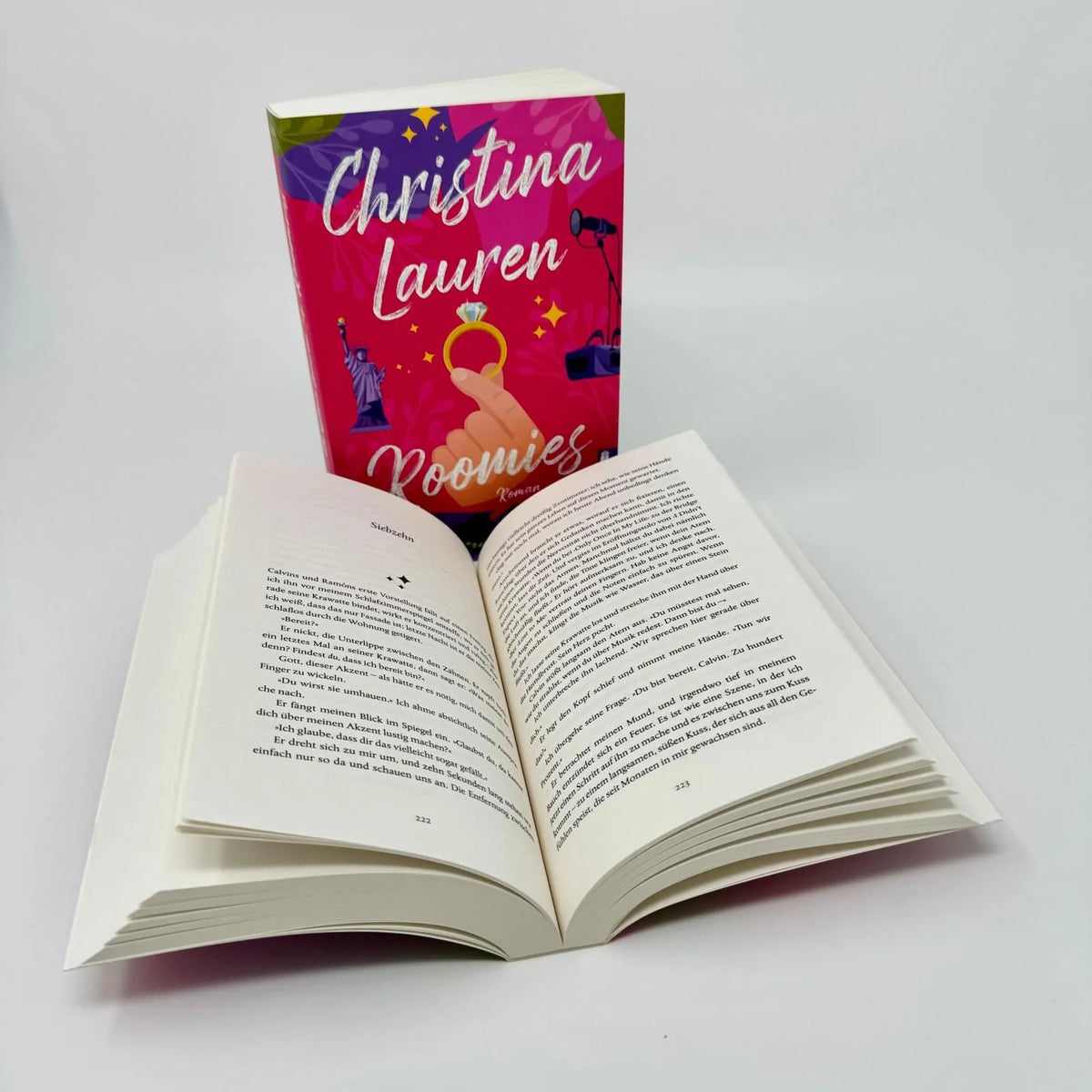 Detailansicht: Roomies (Taschenbuch)