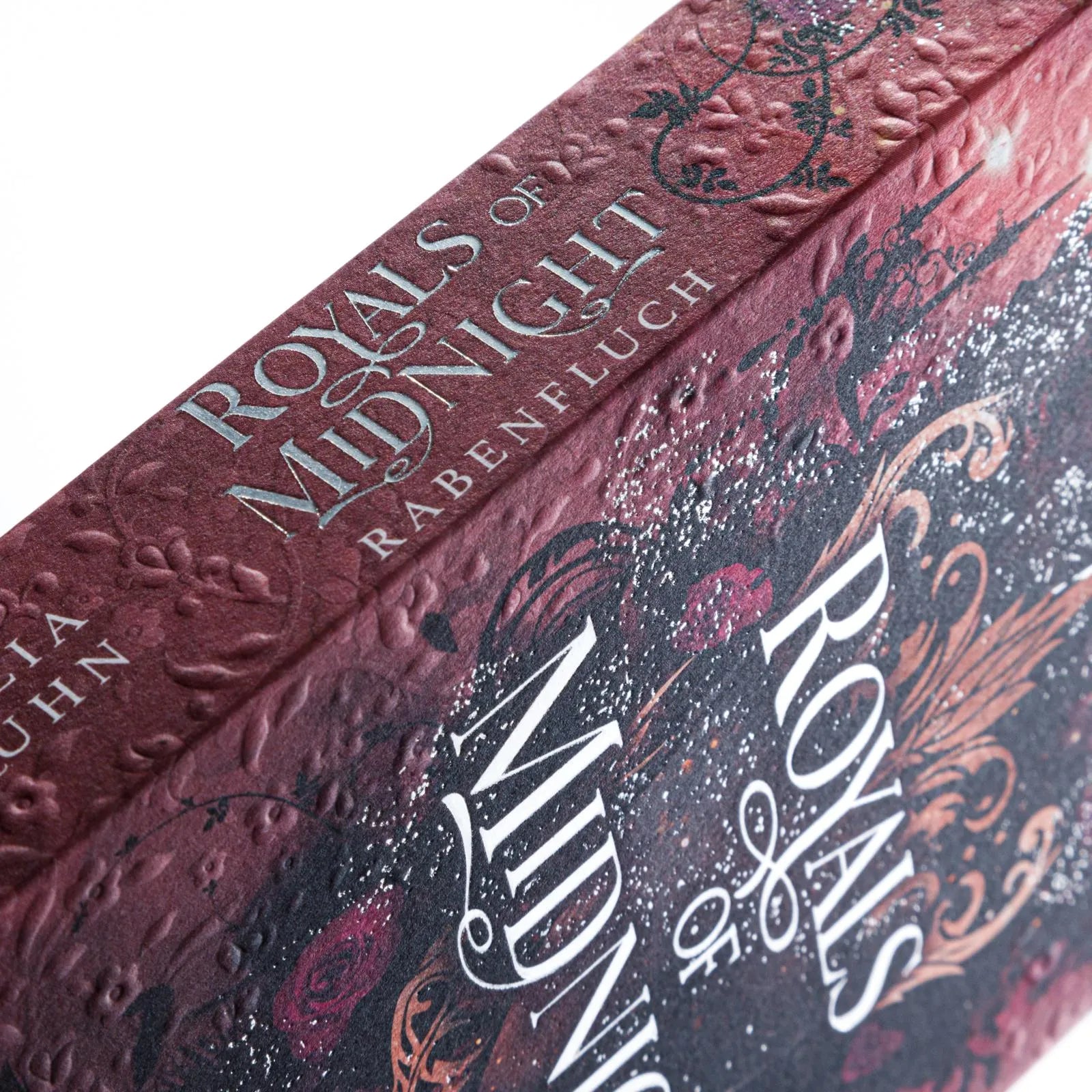Abbildung von 'Royals of Midnight. Rabenfluch'