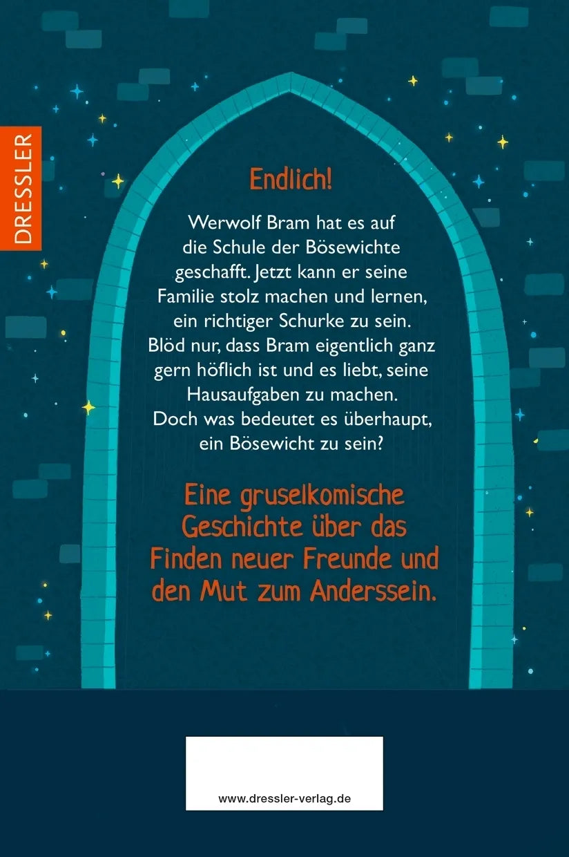 Buchrückseite von 'Schule der Bösewichte 1. Lektion 1: Der Werwolf war’s!' mit Klappentext - Gebundene Ausgabe