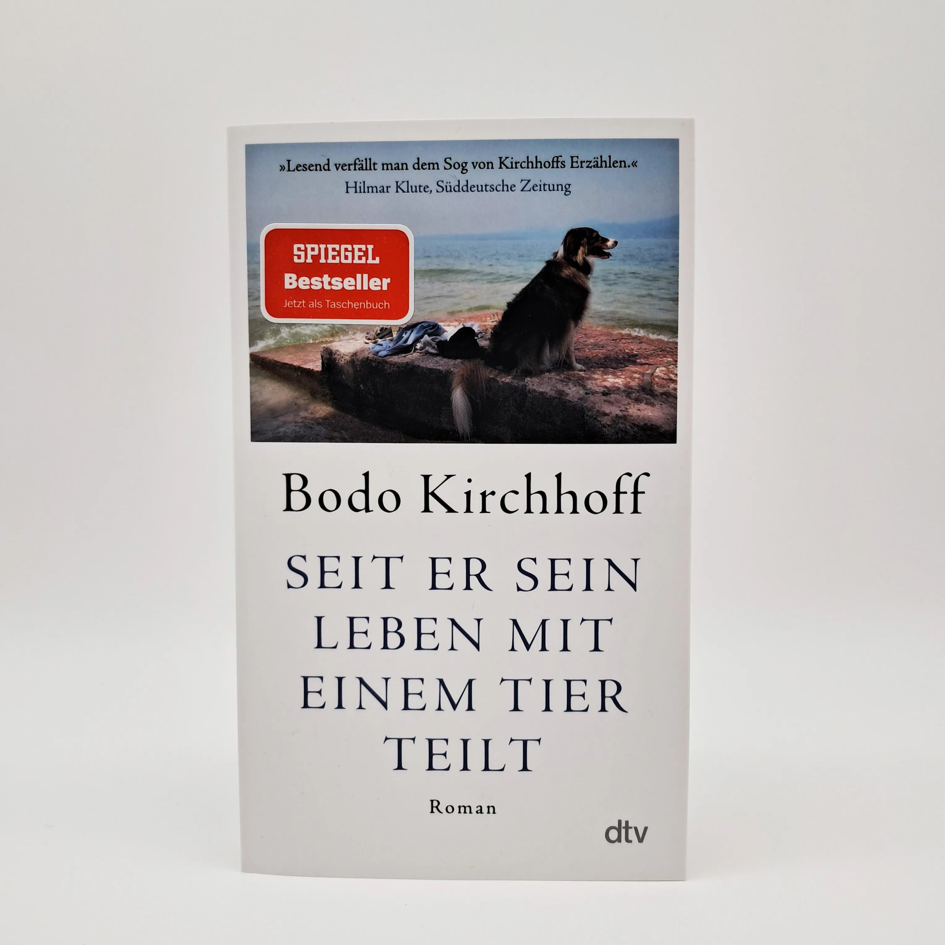 Abbildung von 'Seit er sein Leben mit einem Tier teilt'