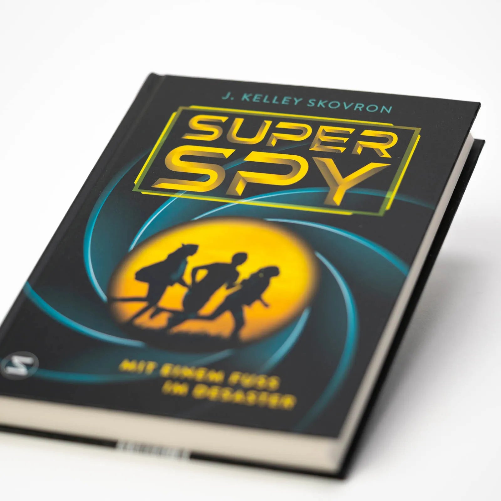Abbildung von 'Superspy. Mit einem Fuß im Desaster'
