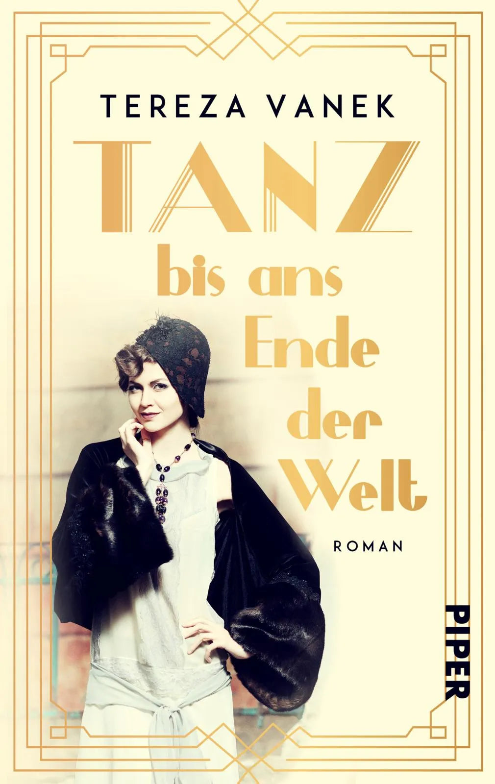 Buchcover von 'Tanz bis ans Ende der Welt' - Taschenbuch von Tereza Vanek