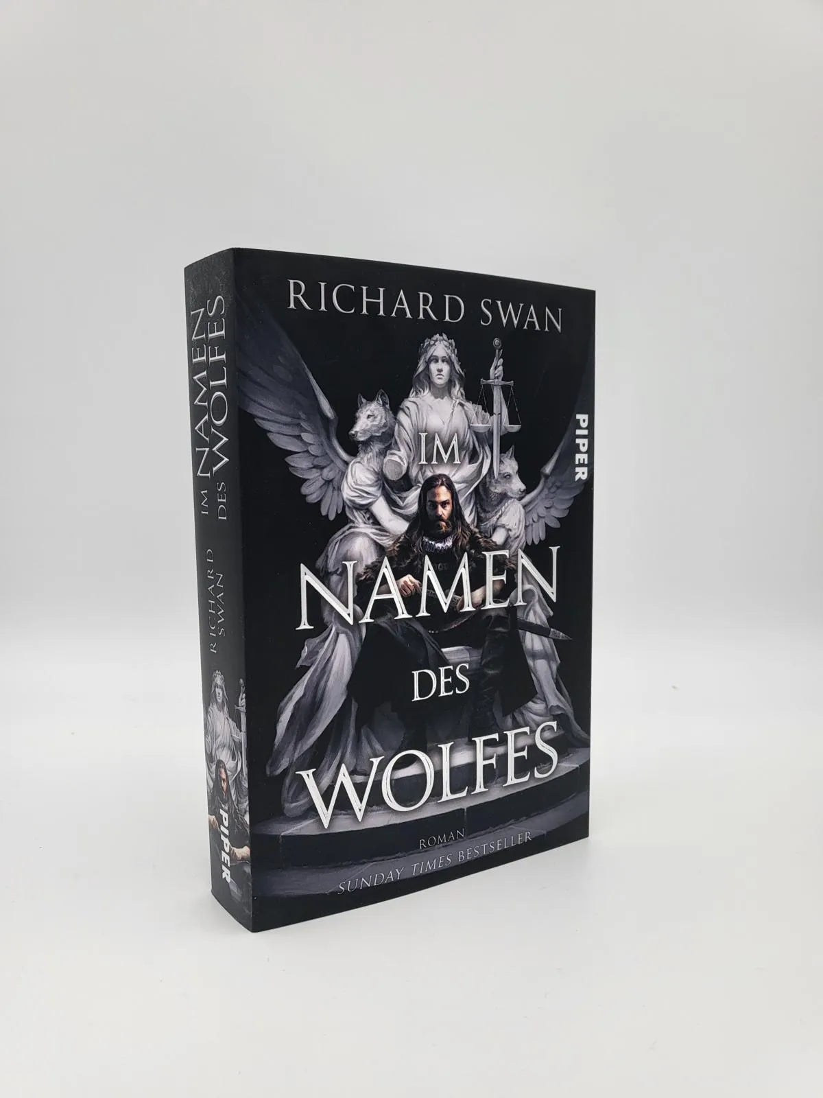 Abbildung von 'Im Namen des Wolfes'