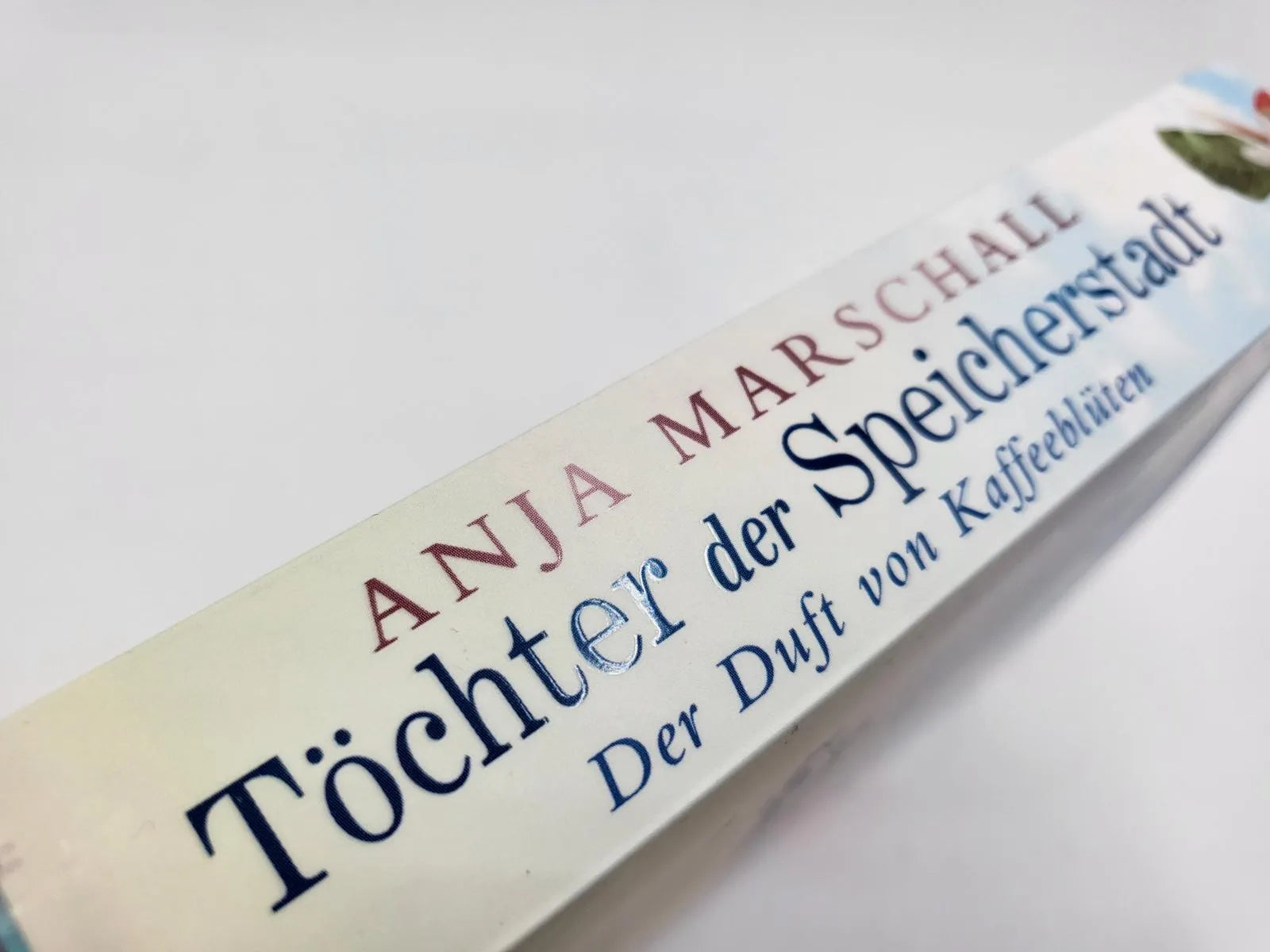 Abbildung von 'Töchter der Speicherstadt – Der Duft von Kaffeeblüten'