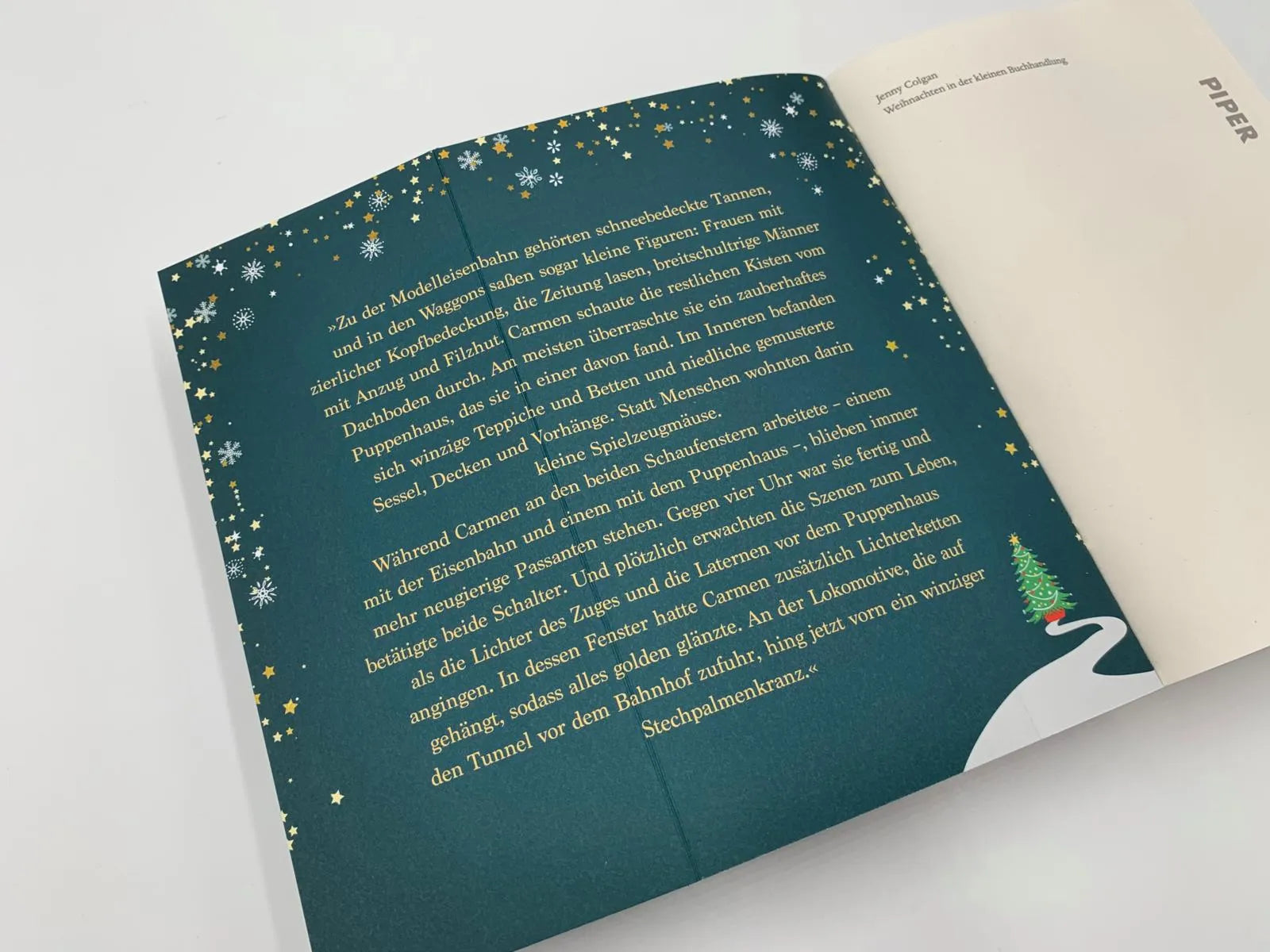 Abbildung von 'Weihnachten in der kleinen Buchhandlung'