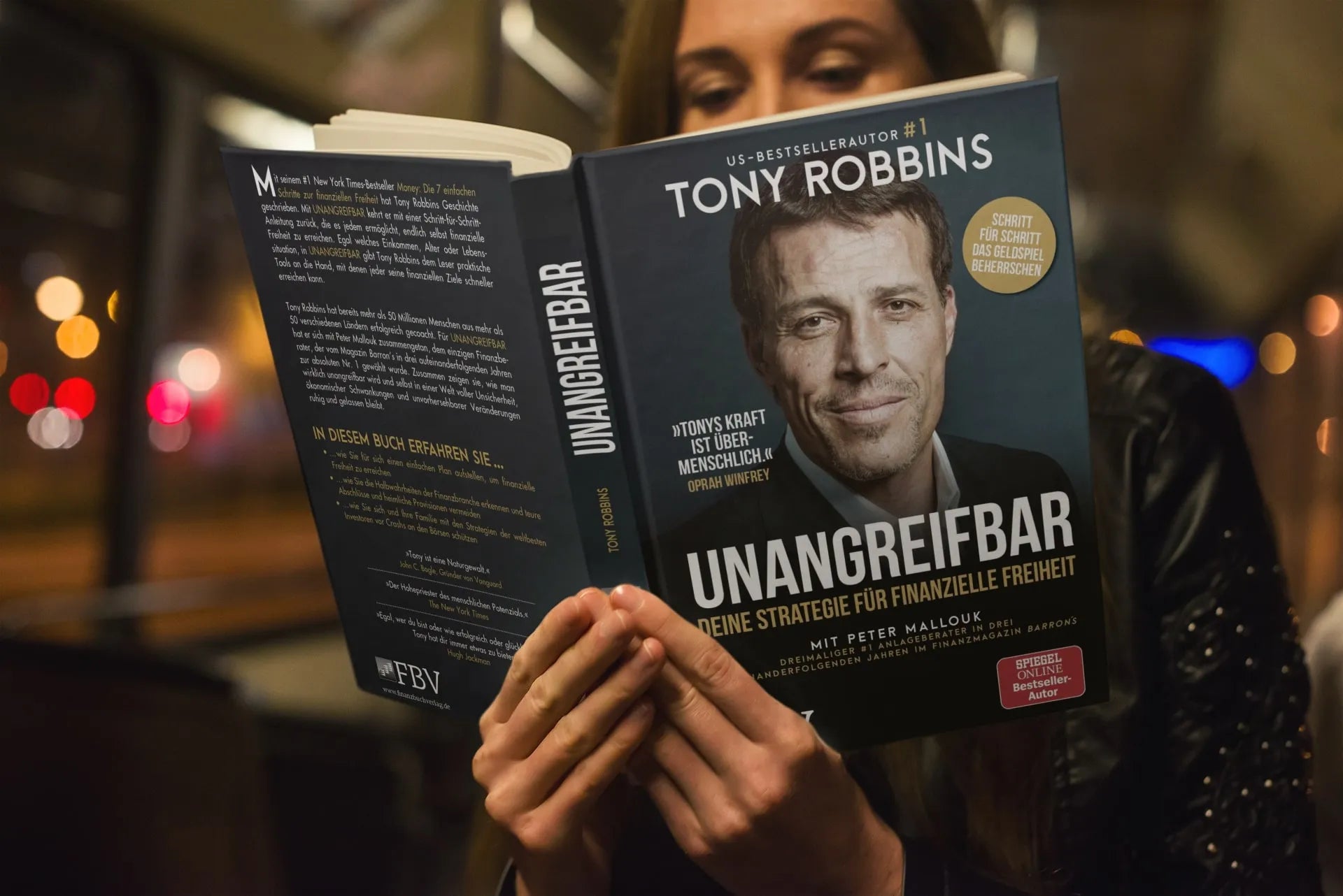 Innenansicht von 'UNANGREIFBAR' - Gebundene Ausgabe
