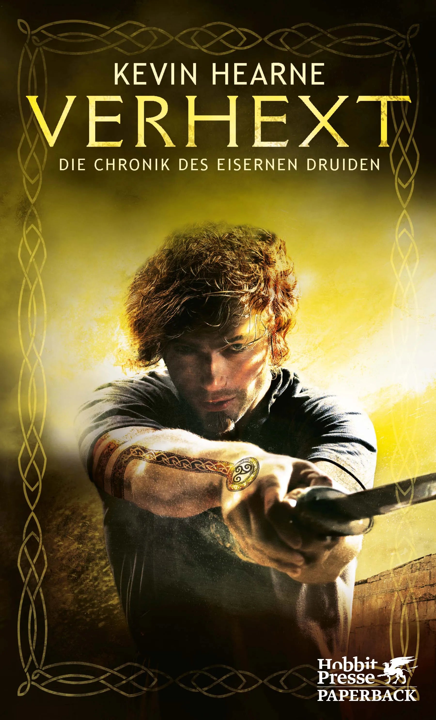 Buchcover von 'Verhext' - Taschenbuch von Kevin Hearne