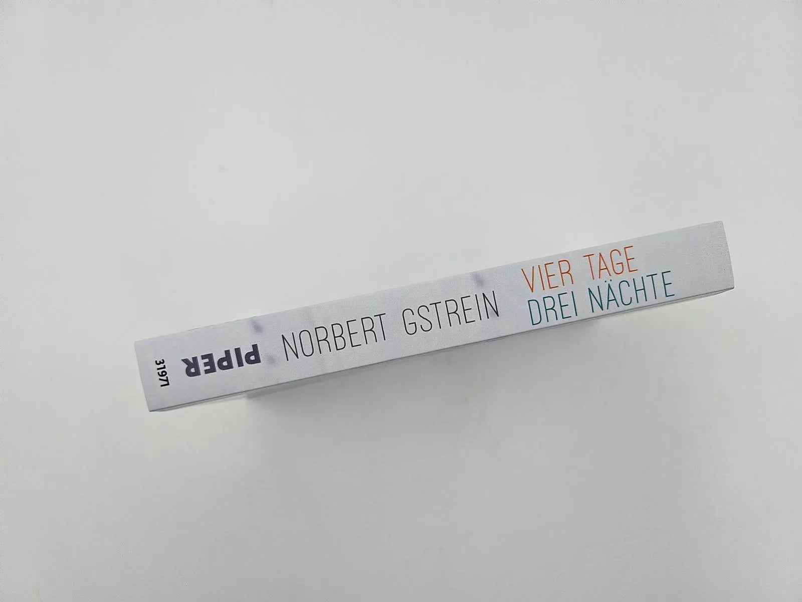 Abbildung von 'Vier Tage, drei Nächte'