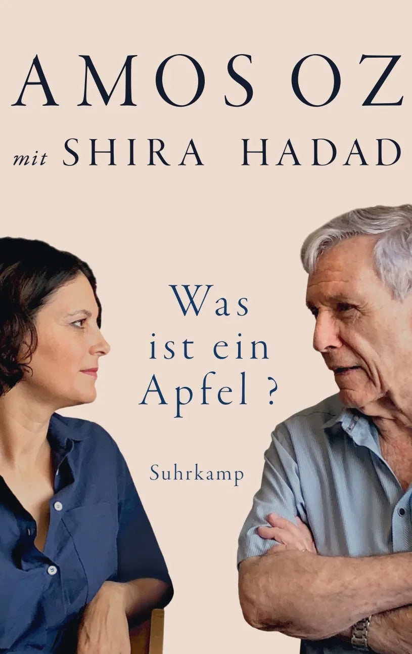 Buchcover von 'Was ist ein Apfel?' - Gebundene Ausgabe von Amos Oz
