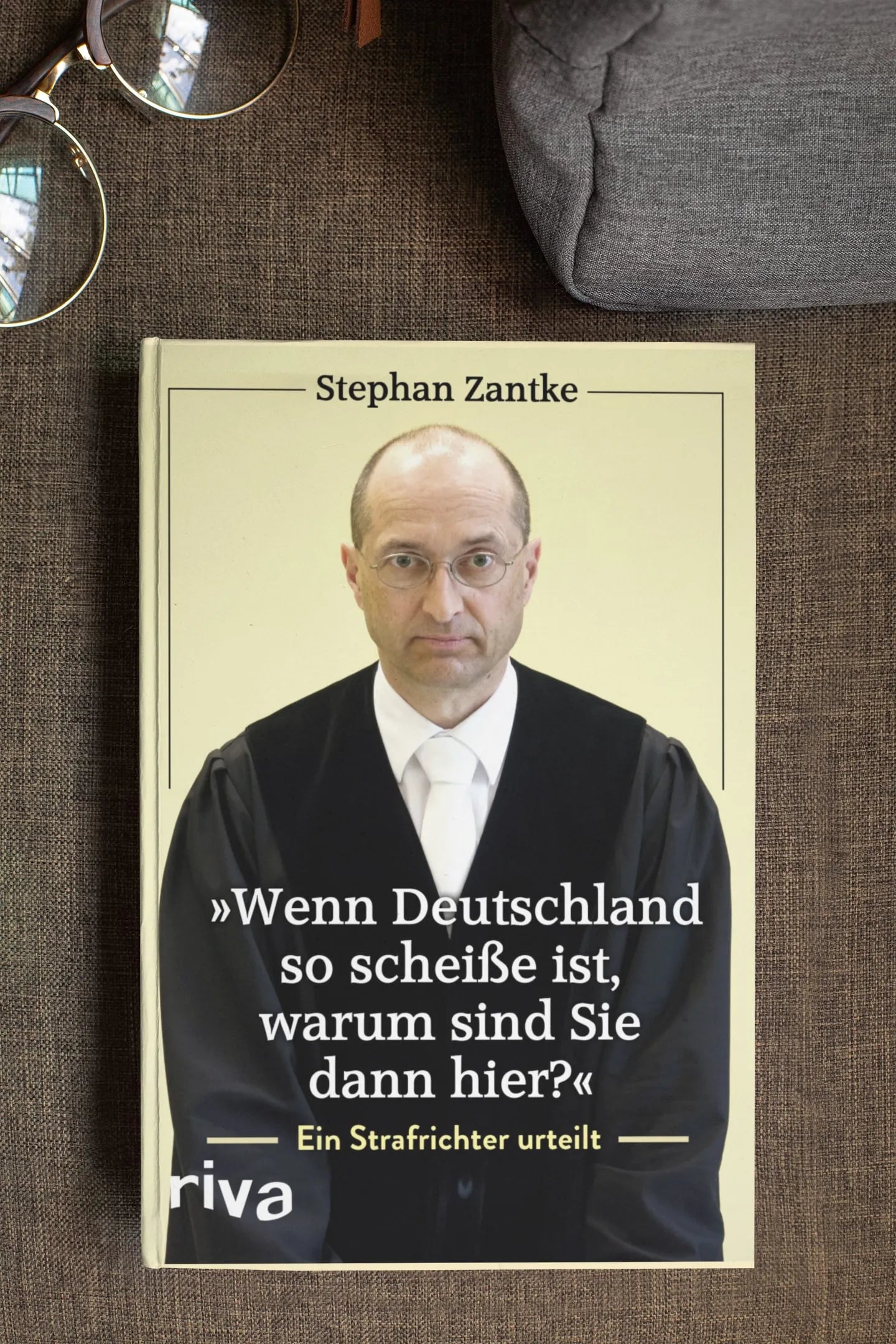 Innenansicht von '"Wenn Deutschland so scheiße ist, warum sind Sie dann hier?"' - Gebundene Ausgabe