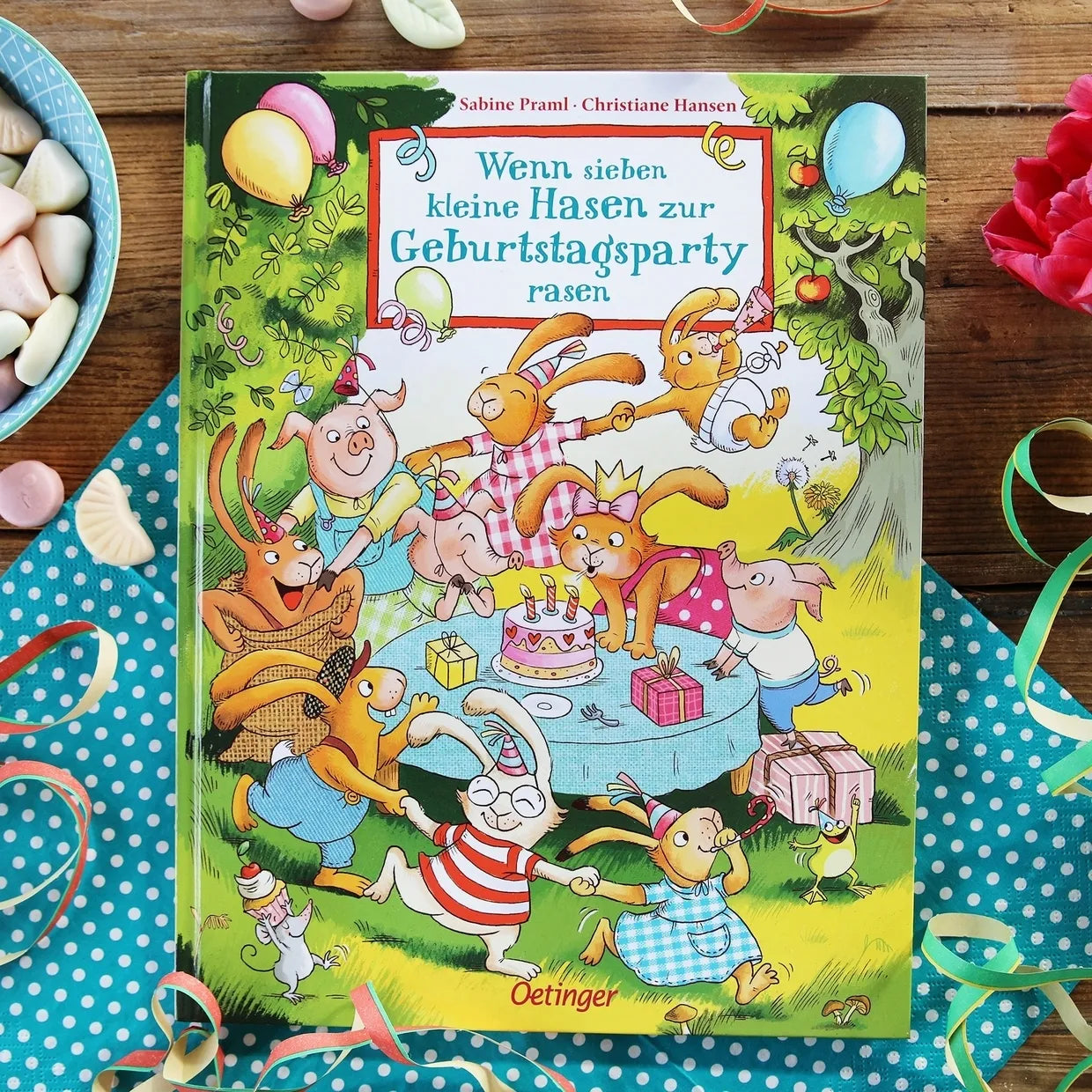 Produktansicht: Wenn sieben kleine Hasen zur Geburtstagsparty rasen (Gebundene Ausgabe)