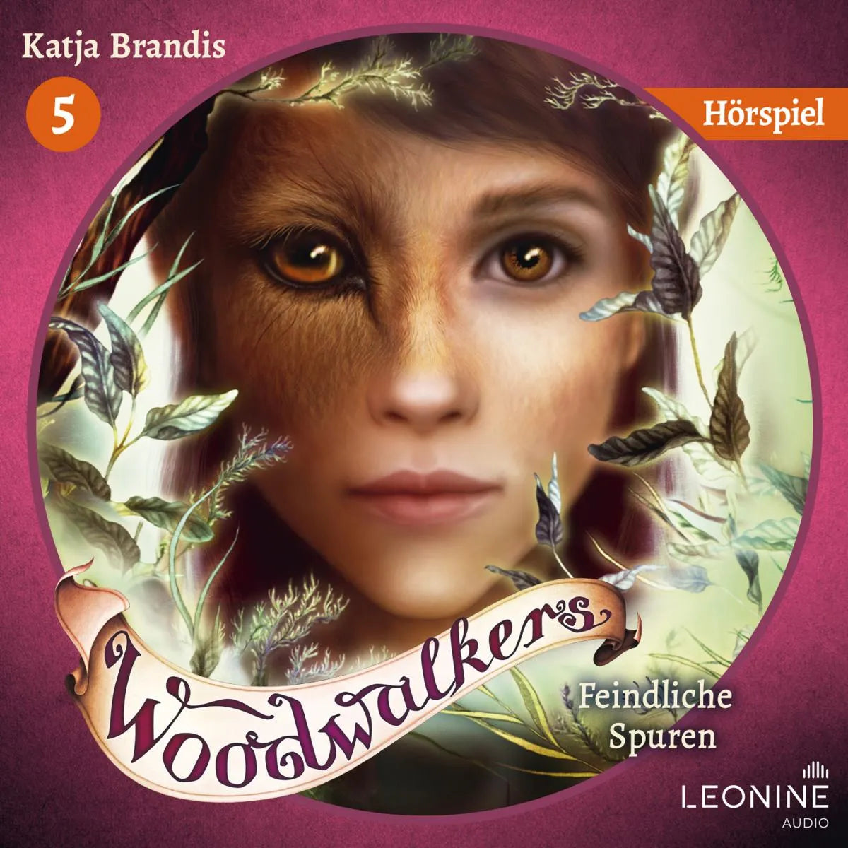 Cover: Woodwalkers - Feindliche Spuren - Das Hörspiel (Hörbuch Download) von Katja Brandis